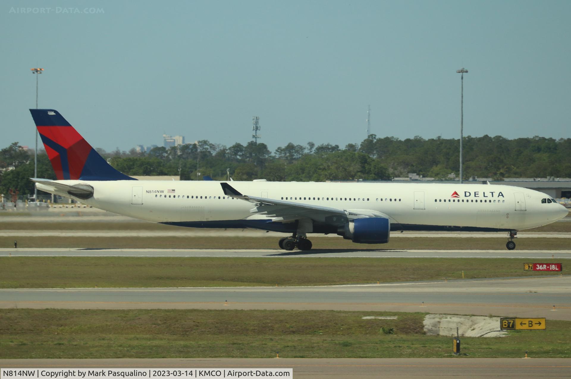 N814NW, 2006 Airbus A330-323 C/N 806, Airbus A330-323