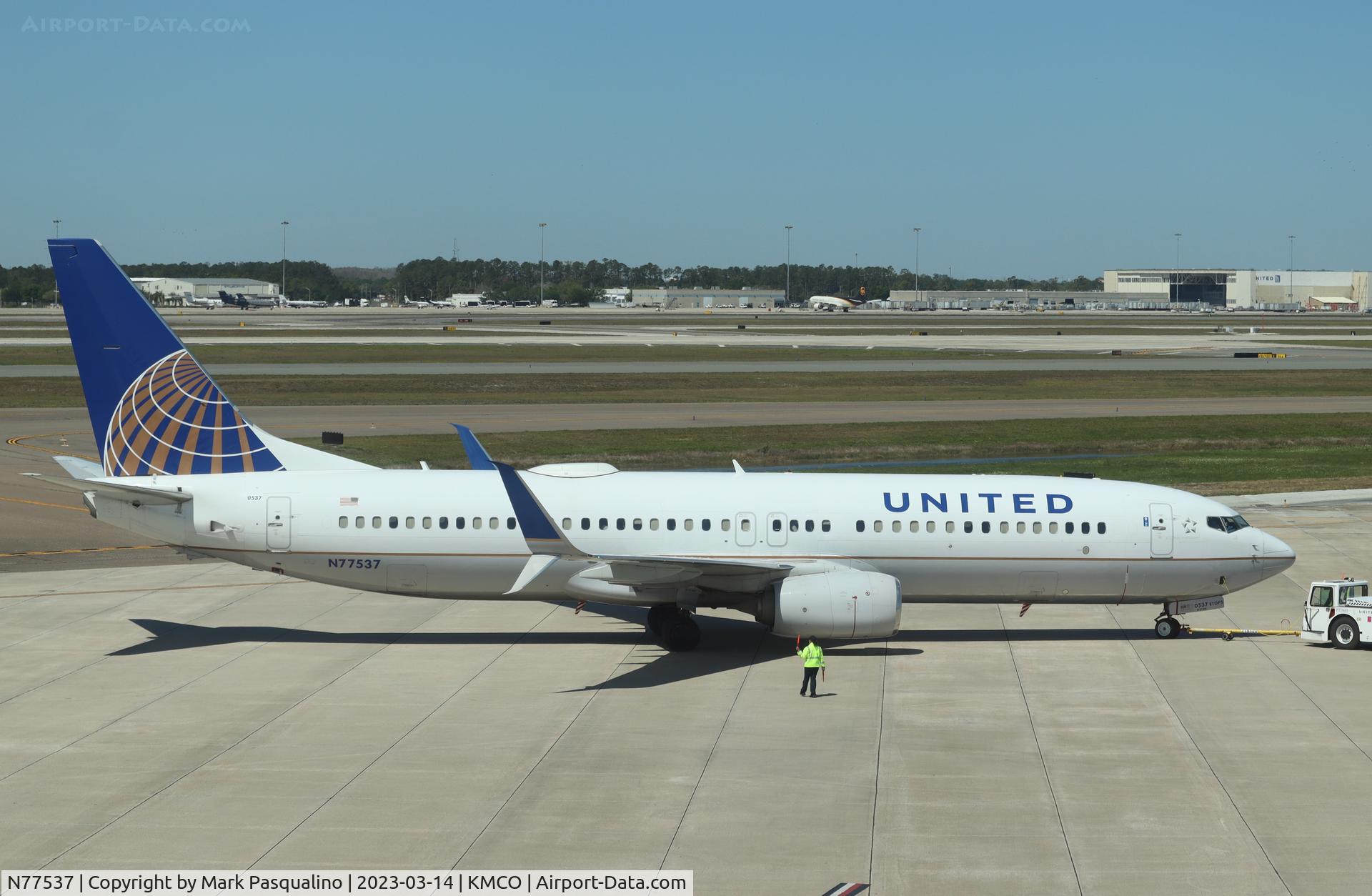 N77537, 2016 Boeing 737-800 C/N 62767, Boeing 737-824