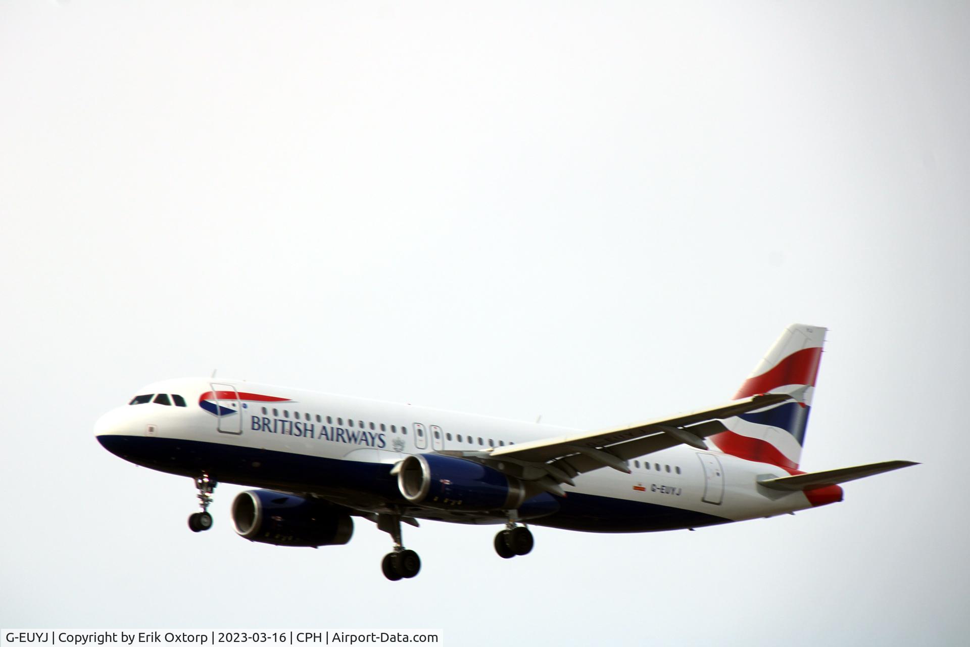 G-EUYJ, 2010 Airbus A320-232 C/N 4464, G-EUYJ landing rw 22L