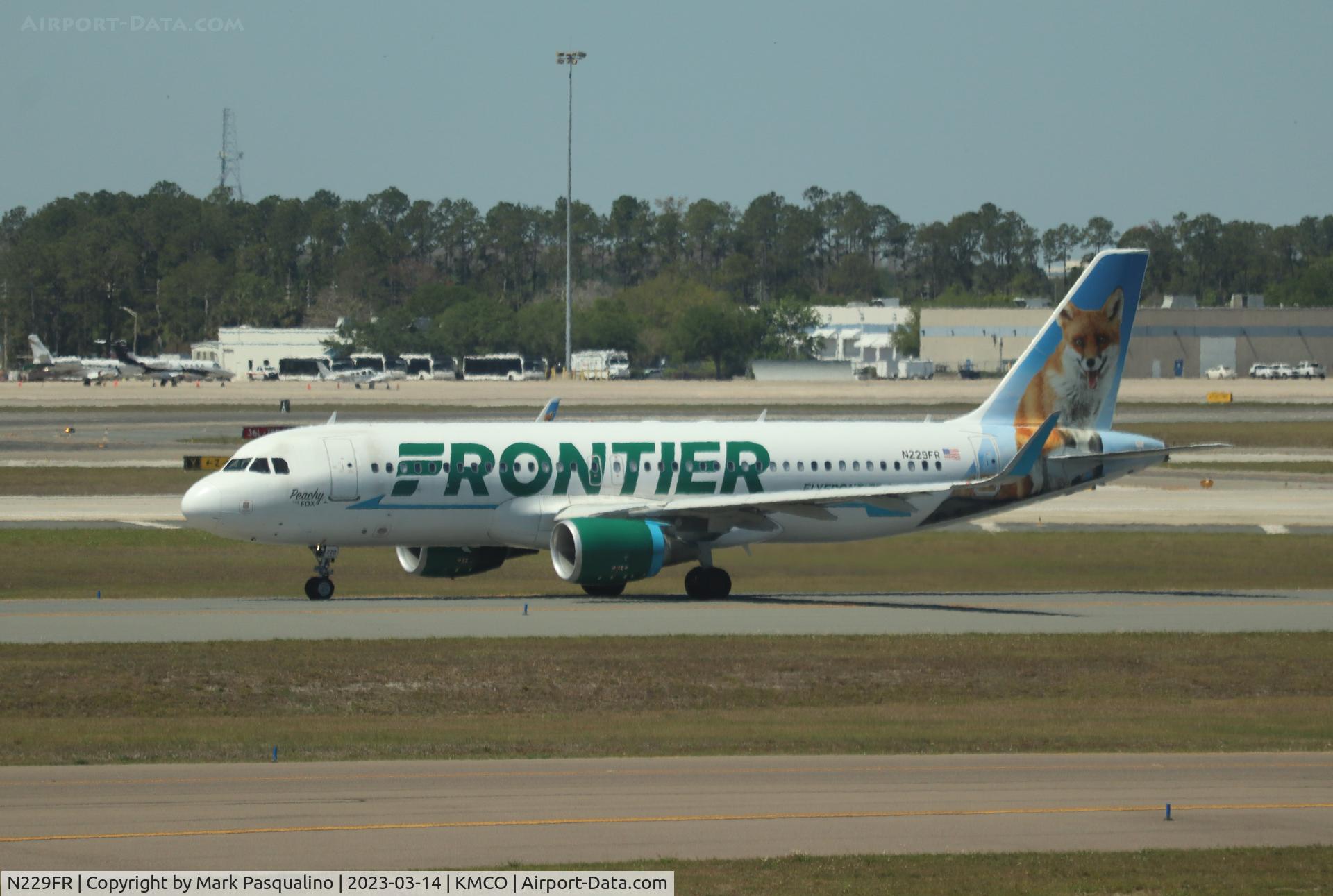 N229FR, 2013 Airbus A320-214 C/N 5581, Airbus A320-214