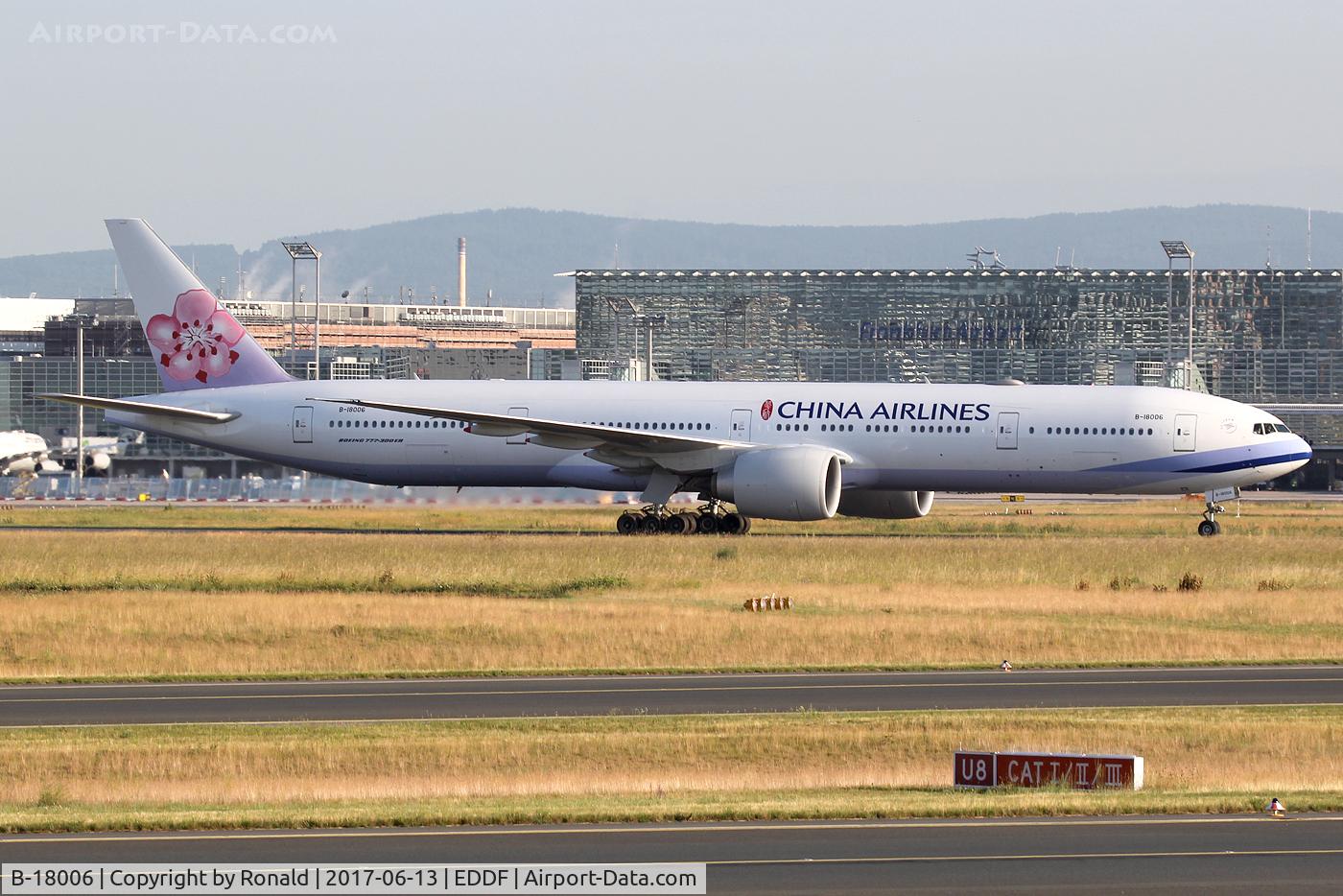 B-18006, 2016 Boeing 777-309/ER C/N 43981, at fra