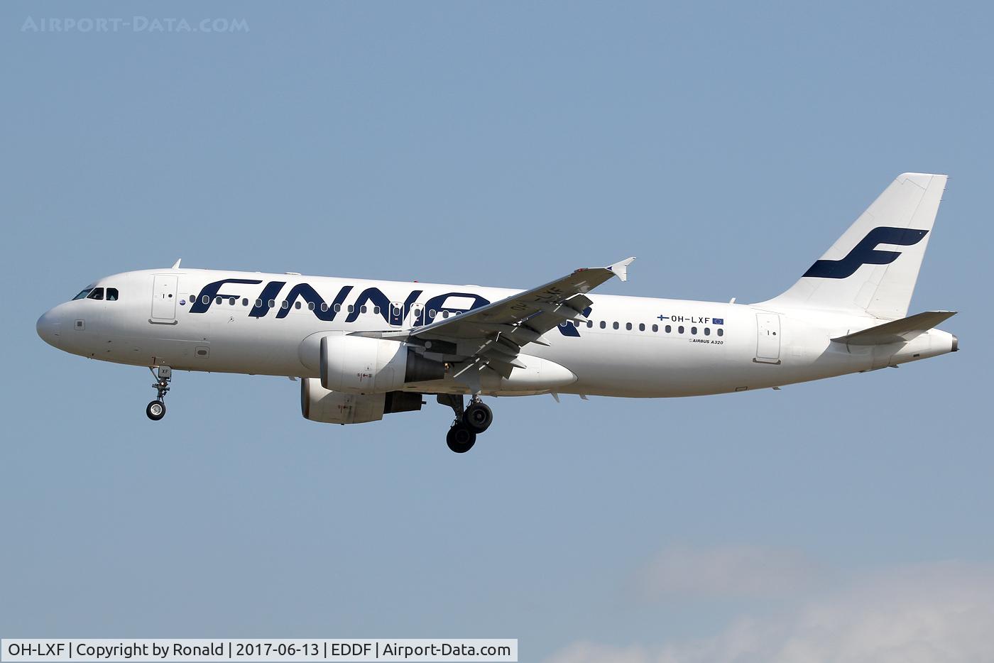 OH-LXF, 2002 Airbus A320-214 C/N 1712, at fra