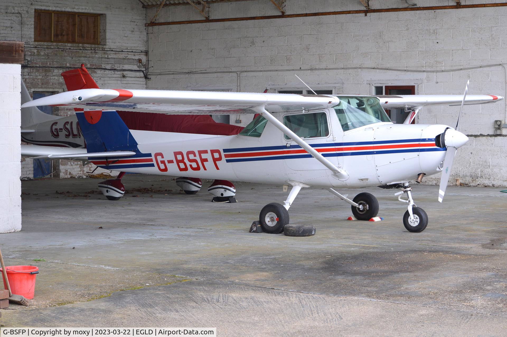 G-BSFP, 1982 Cessna 152 C/N 152-85548, Cessna 152 at Denham. Ex N93764