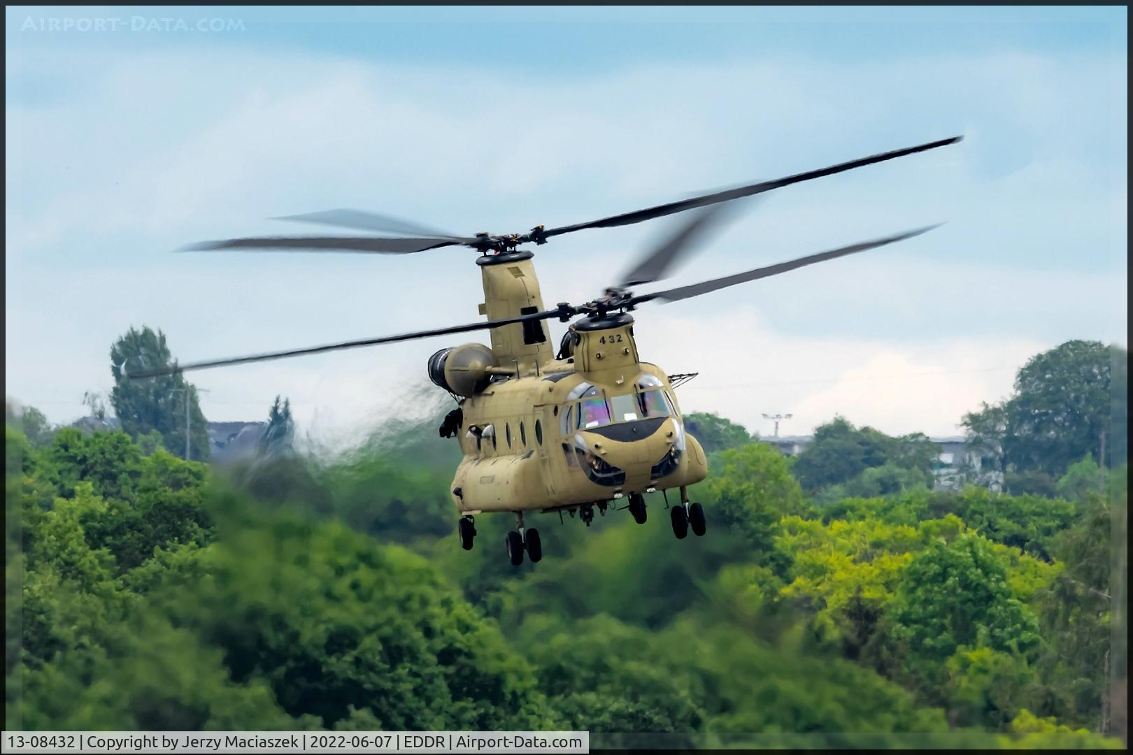13-08432, Boeing CH-47F Chinook C/N M.8432, Boeing CH-47F Chinook, c/n: M.8432