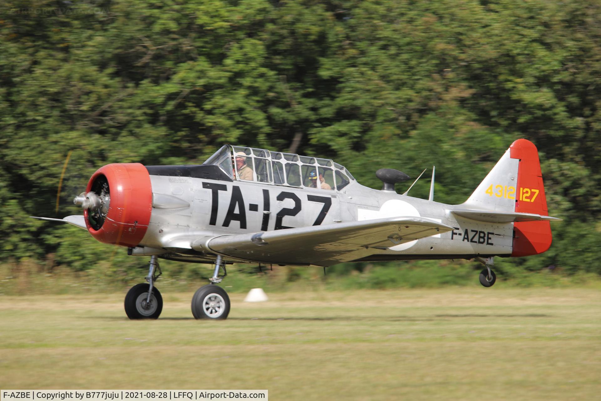F-AZBE, North American AT-6C Harvard IIA C/N 88-12127, during Ferté Alais 2021
