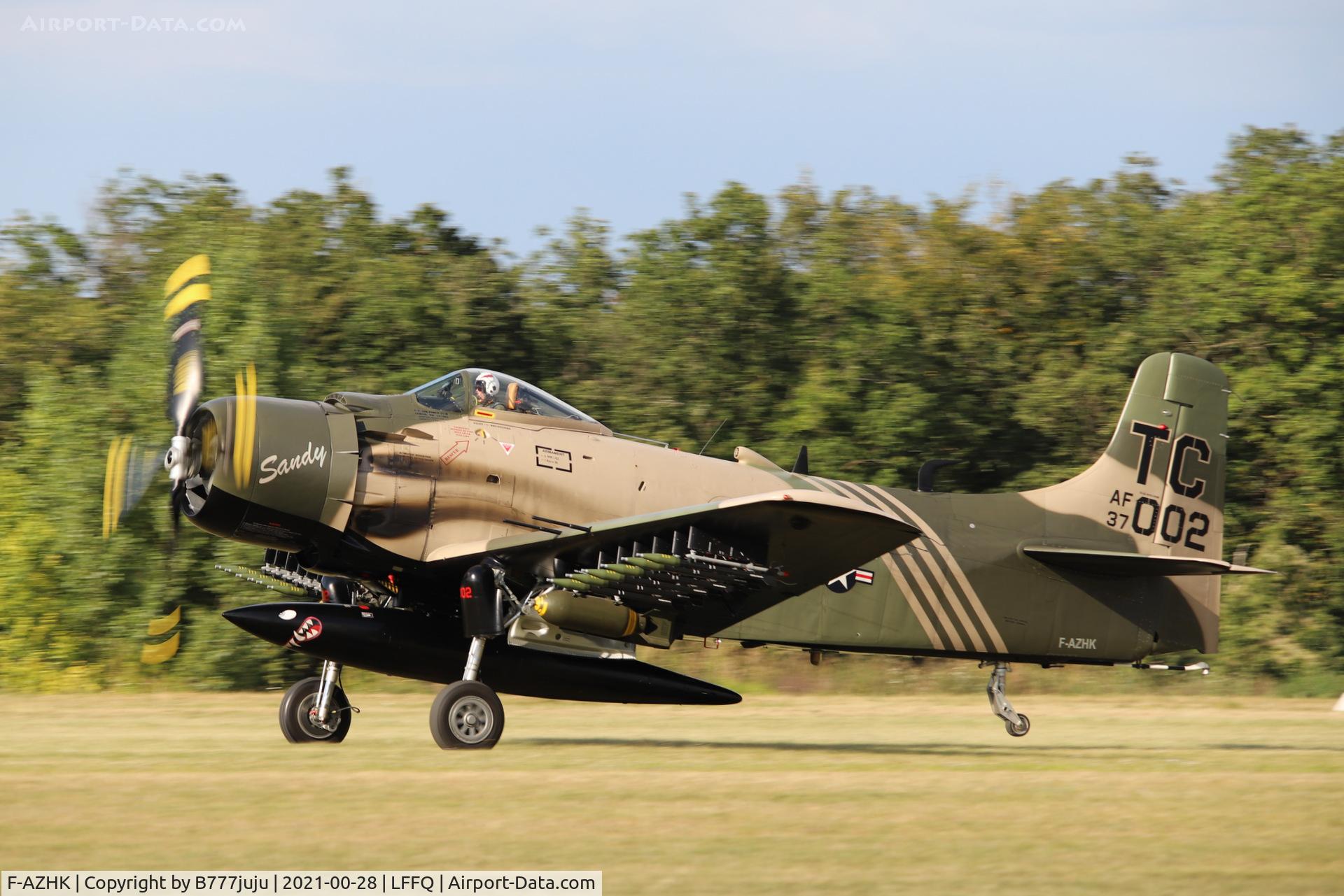 F-AZHK, Douglas AD-4N Skyraider C/N 7802, during Ferté Alais 2021
new peint