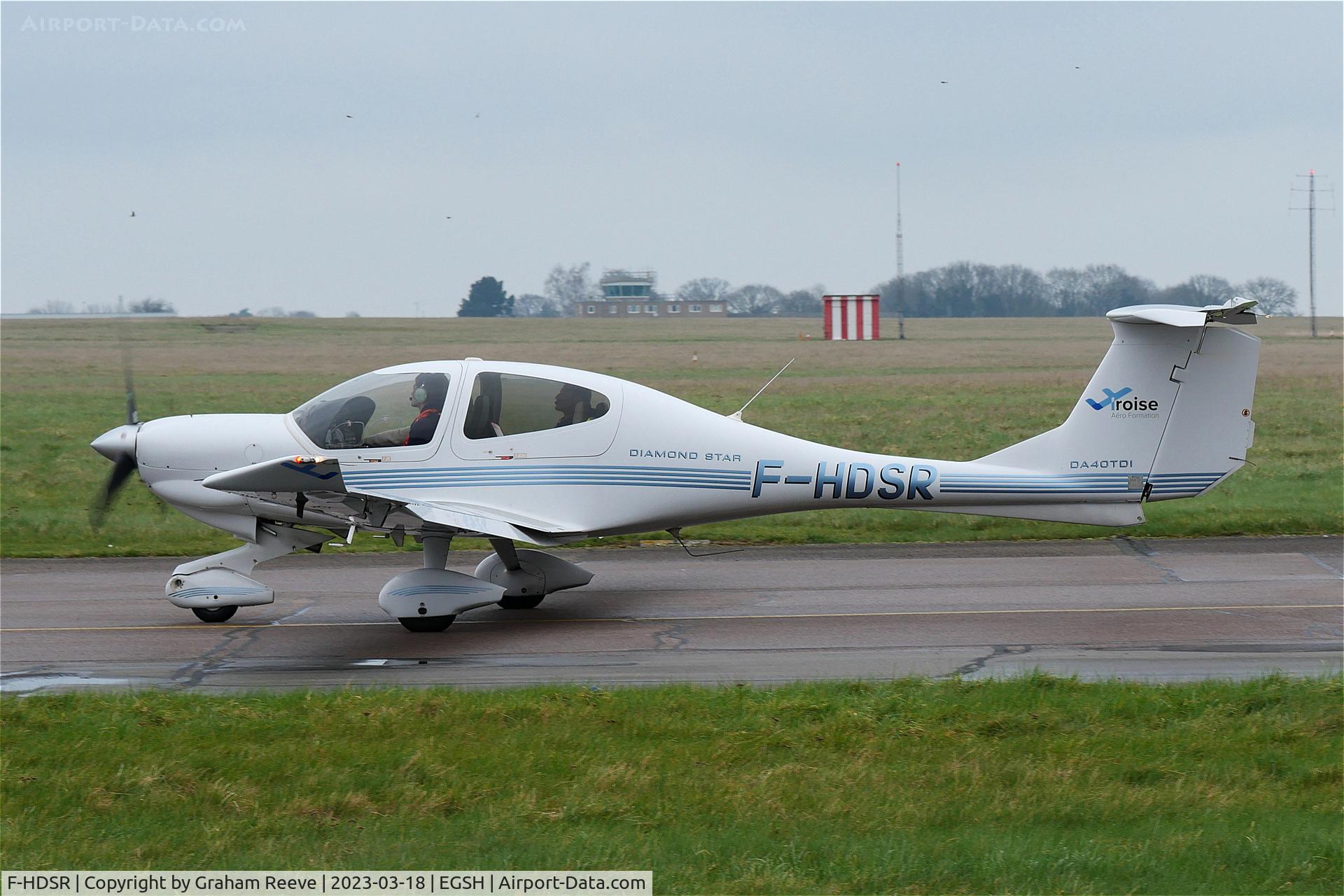 F-HDSR, Diamond DA-40D Diamond Star Diamond Star C/N D4.317, On the ground at Norwich.