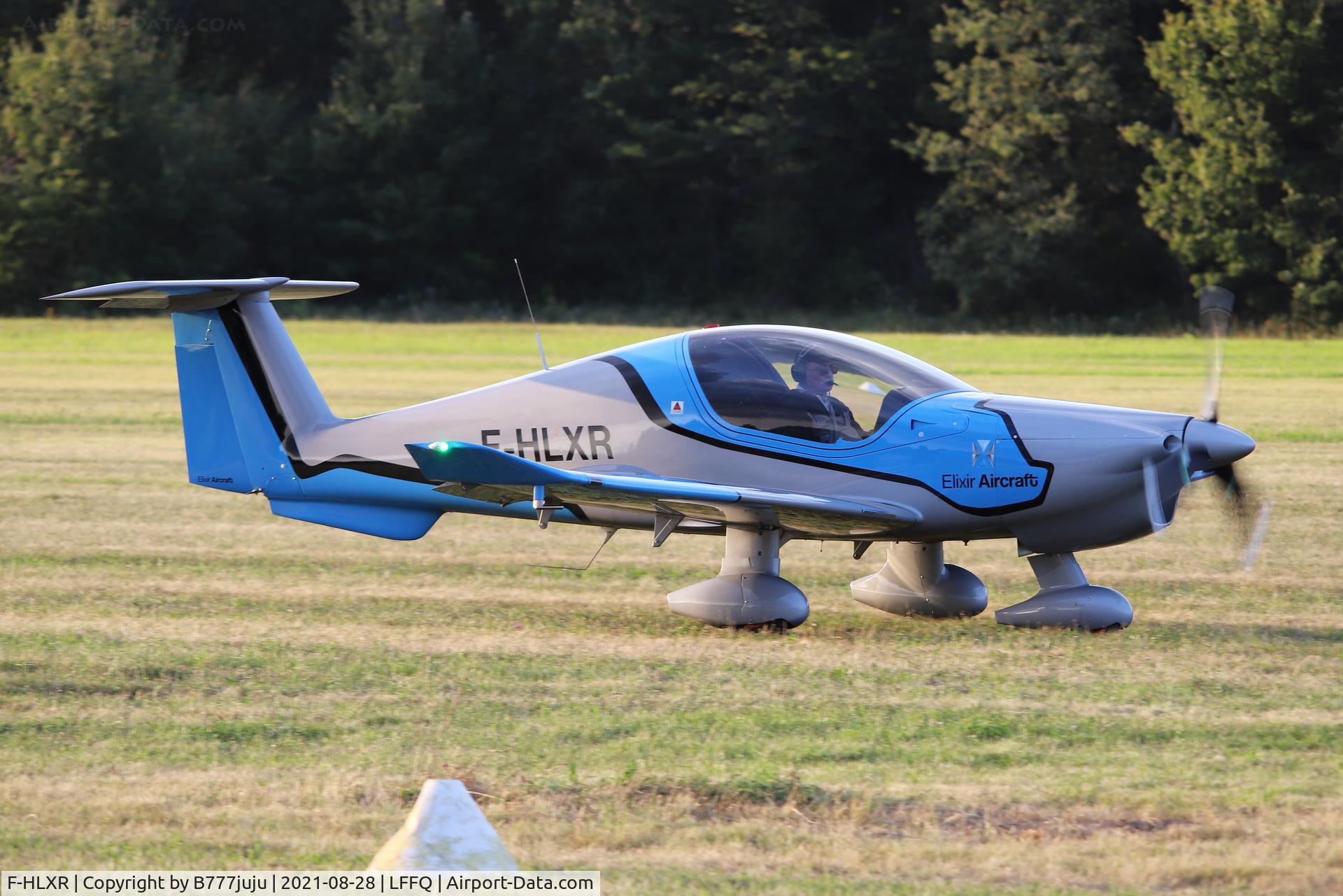 F-HLXR, 2017 Elixir Aircraft LSA C/N 001, during Ferté Alais 2021