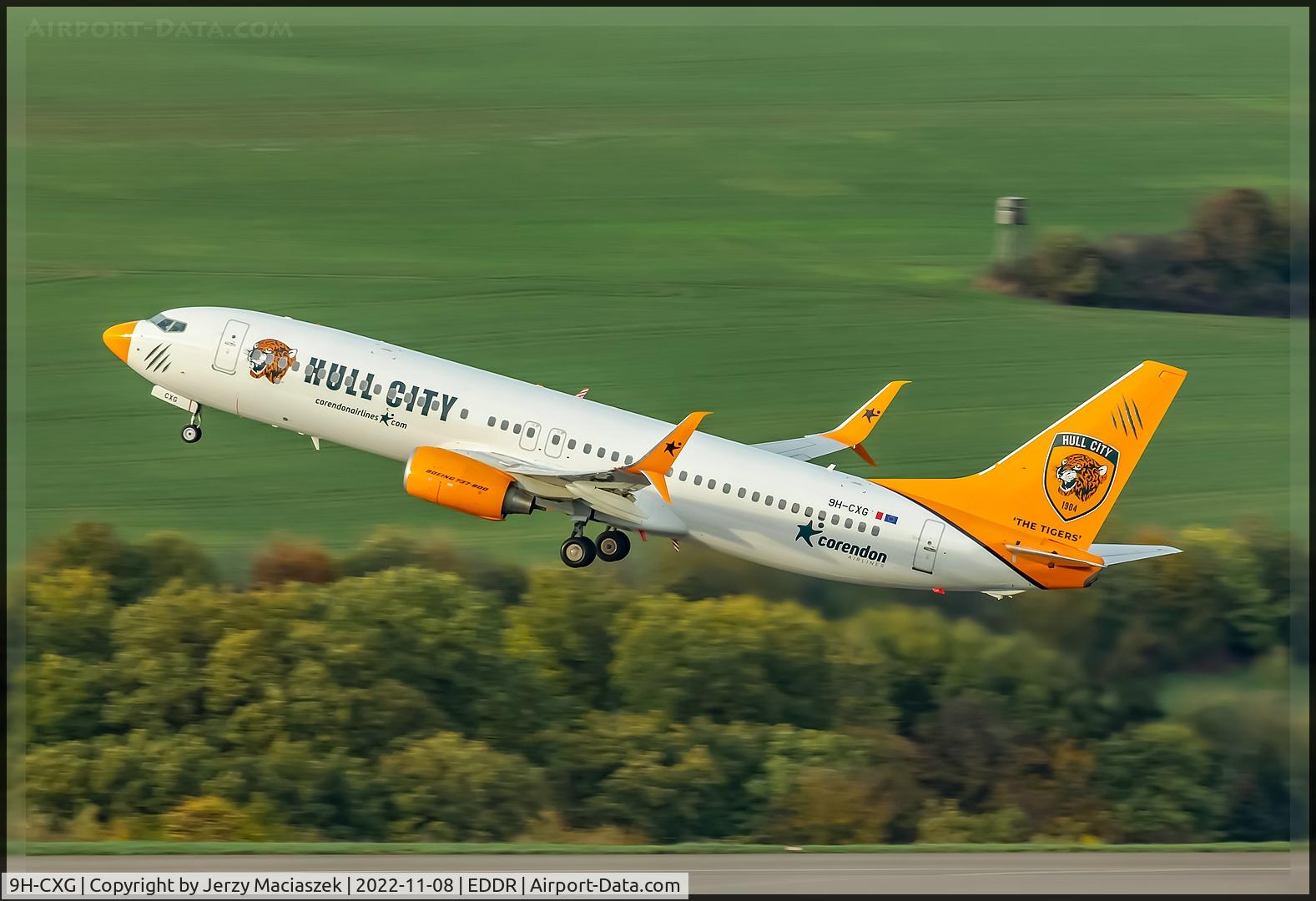 9H-CXG, 2001 Boeing 737-8K5 C/N 37254, Boeing 737-8K5, c/n: 37254