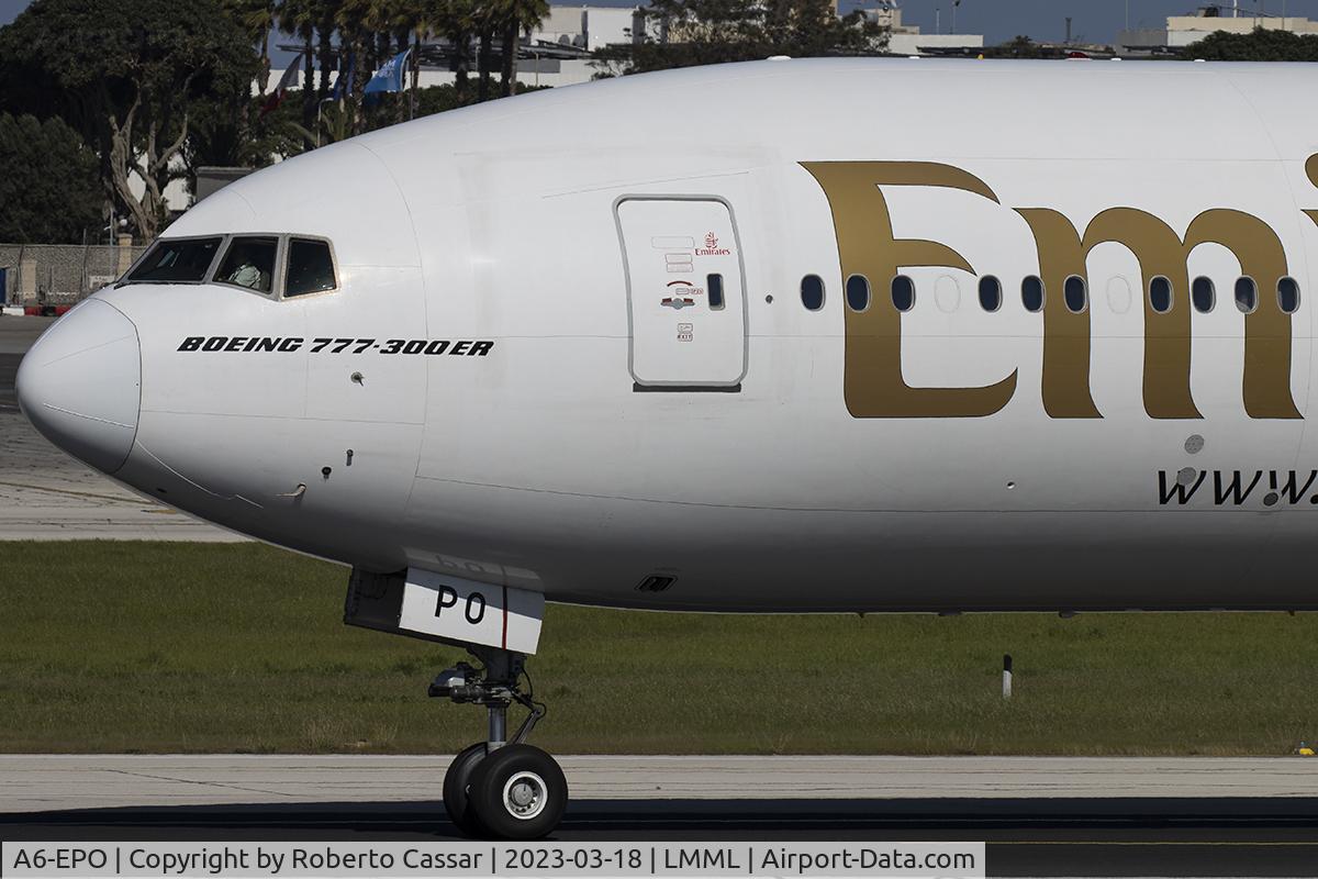 A6-EPO, 2016 Boeing 777-31HER C/N 42334, Runway 13 Backtrack