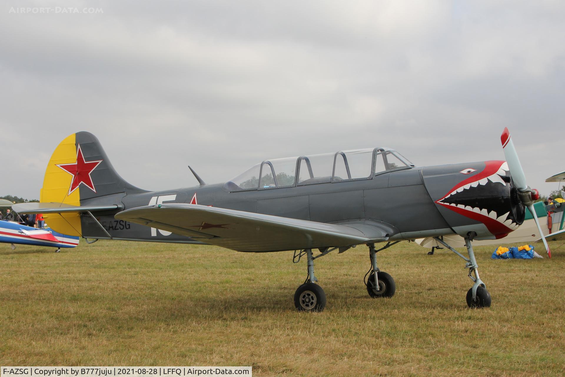 F-AZSG, Yakovlev Yak-18A C/N 1318, during Ferté Alais 2021