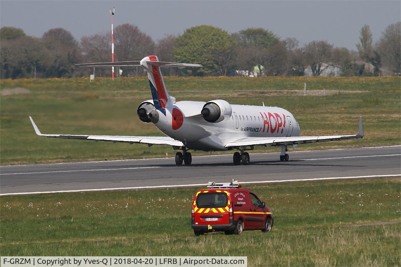 F-GRZM, Canadair CRJ-700 (CL-600-2C10) Regional Jet C/N 10263, Canadair Regional Jet CRJ-700, Take off run rwy 07R, Brest-Guipavas Airport (LFRB-BES)