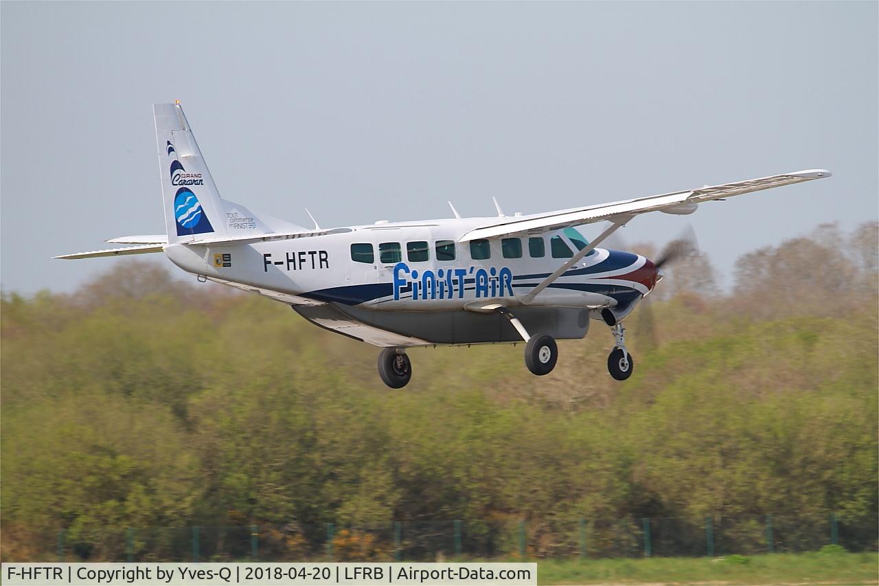 F-HFTR, 2008 Cessna 208B Grand Caravan C/N 208B-2041, Cessna 208B Grand Caravan, On final rwy 07R, Brest-Bretagne airport (LFRB-BES)