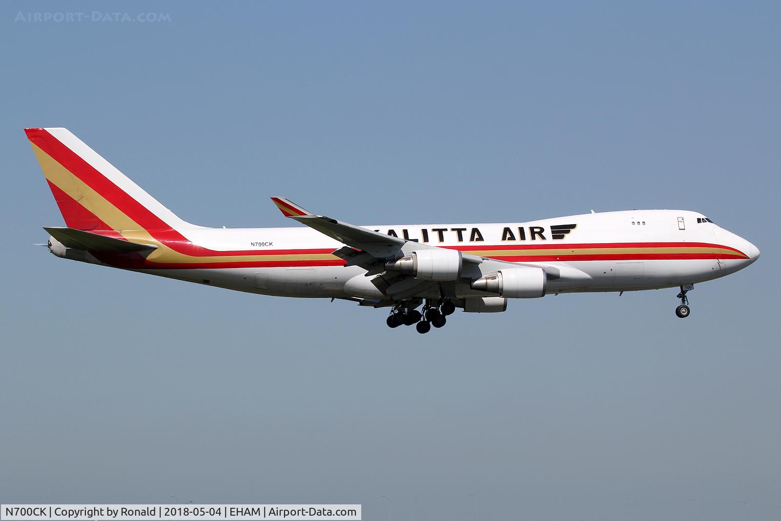 N700CK, 1997 Boeing 747-4R7F/SCD C/N 25868, at spl