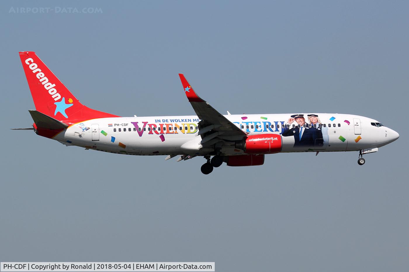 PH-CDF, 1999 Boeing 737-804 C/N 28227, at spl