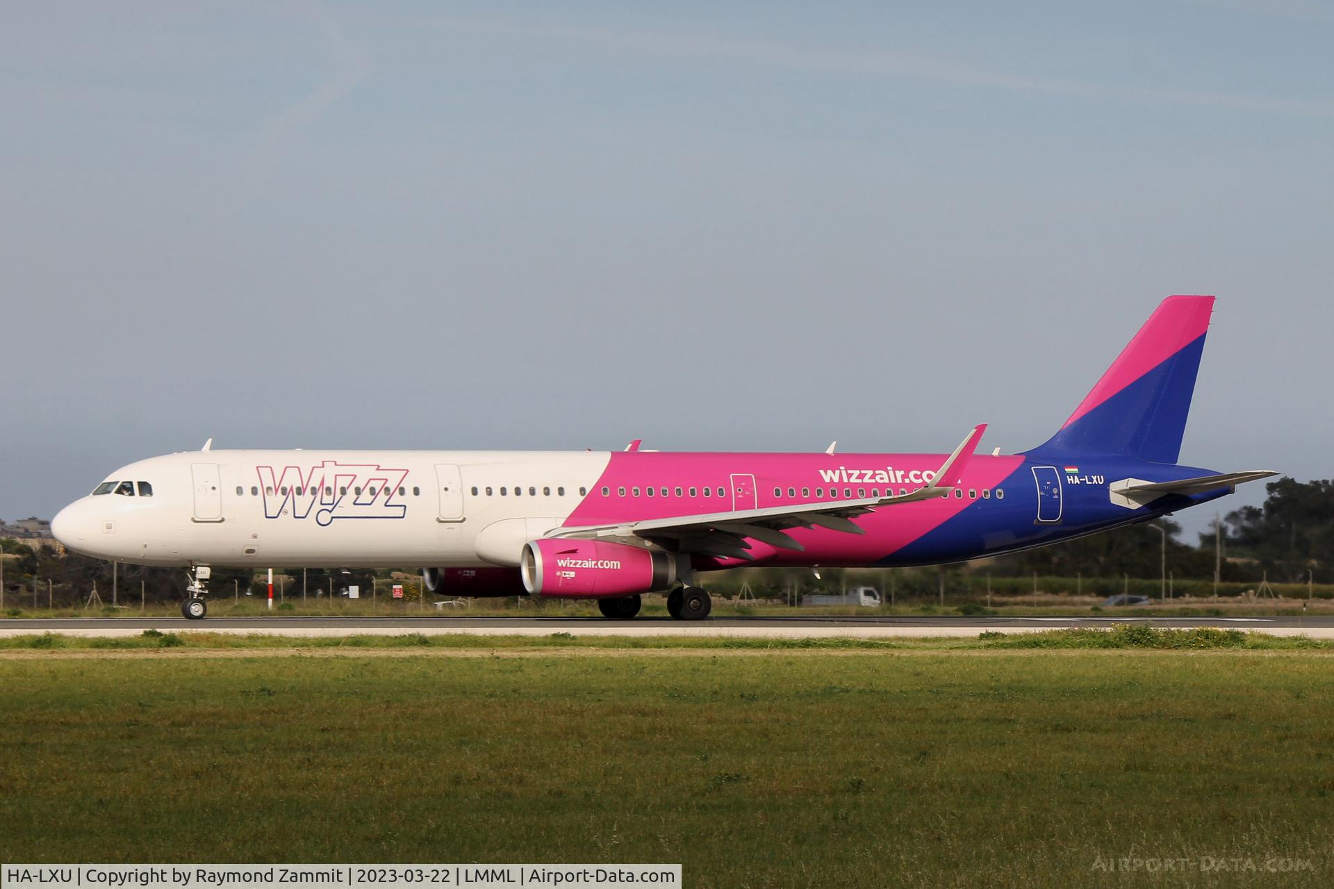 HA-LXU, 2017 Airbus A321-231 C/N 7763, A321 HA-LXU Wizzair