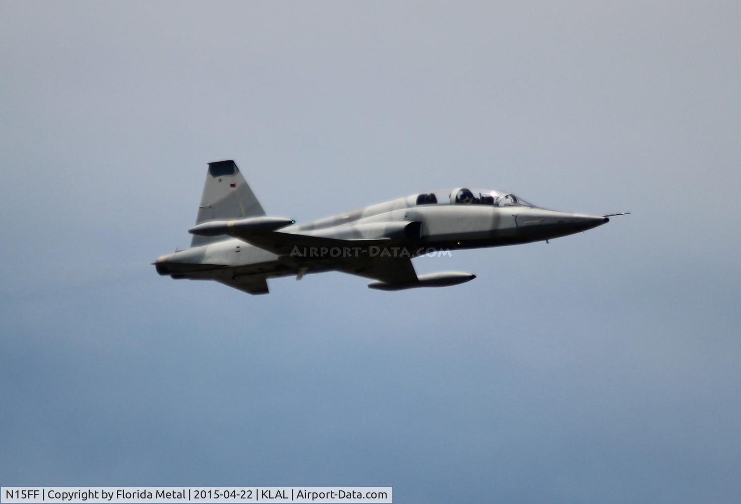 N15FF, Canadair CF-5D C/N 2033, Private F-5 zx