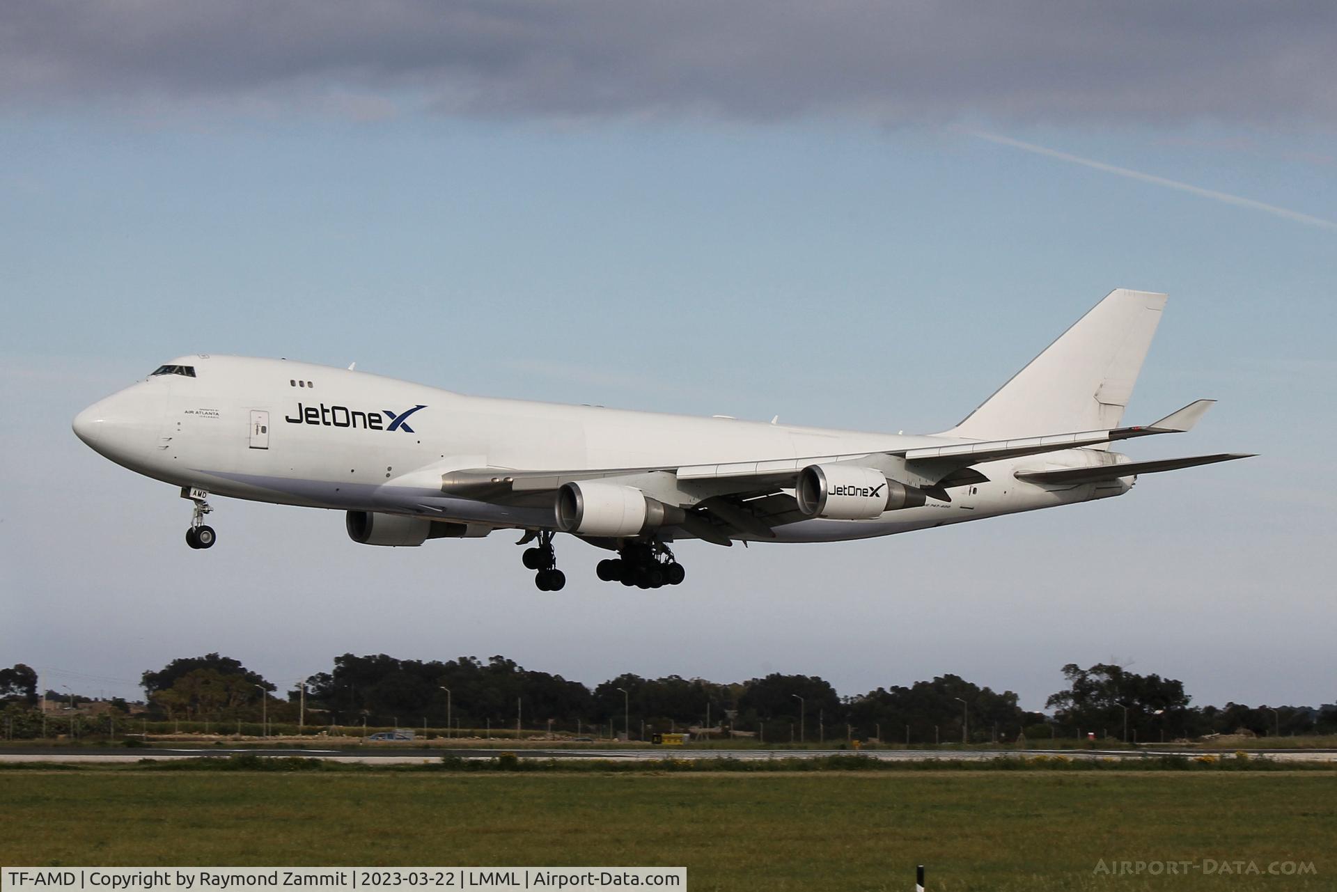 TF-AMD, 2000 Boeing 747-409F/SCD C/N 30760, B747 TF-AMD JetOne X