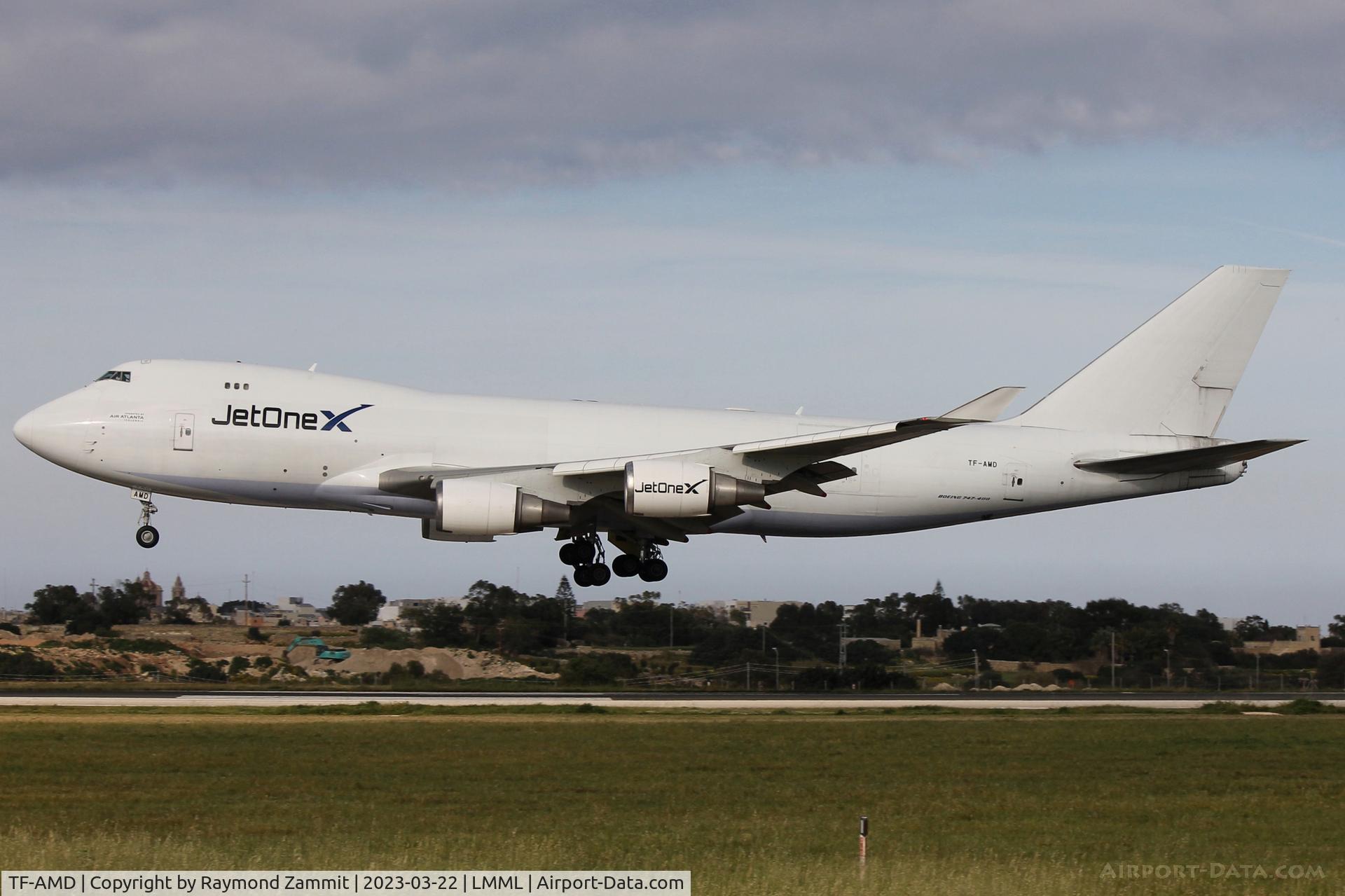 TF-AMD, 2000 Boeing 747-409F/SCD C/N 30760, B747F TF-AMD JetOne X