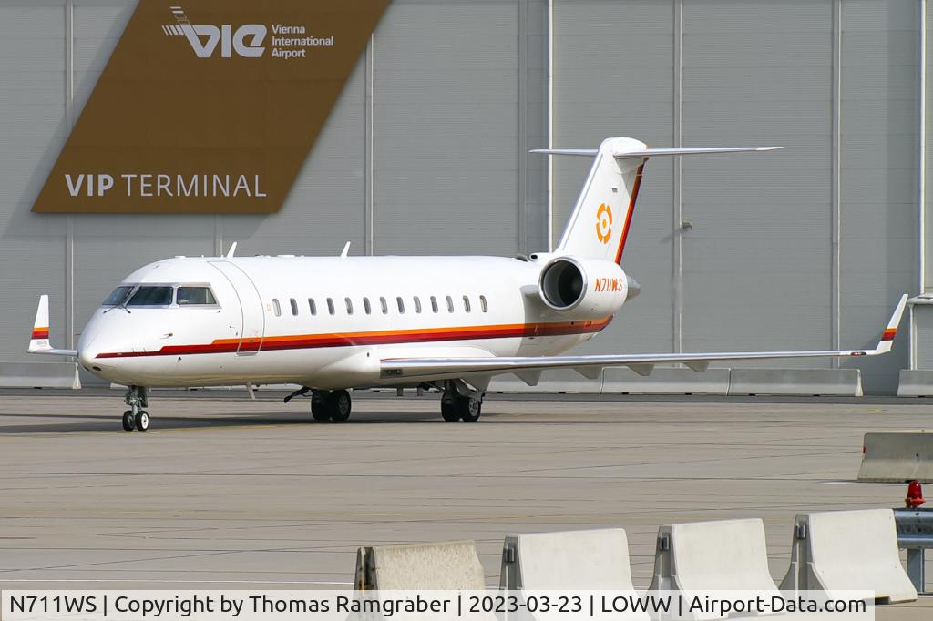 N711WS, Bombardier CL-600-2B19 Challenger 800 C/N 7140, Maine Aviation Bombardier Challenger 800