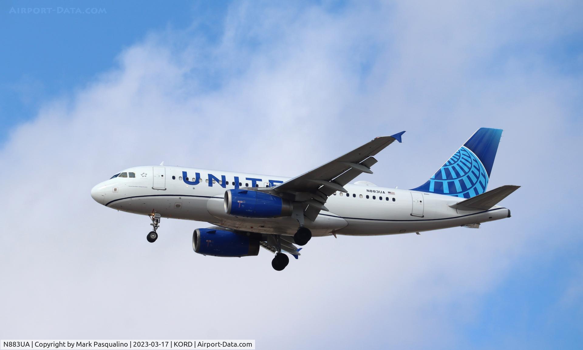 N883UA, 2005 Airbus A319-132 C/N 2574, Airbus A319-132