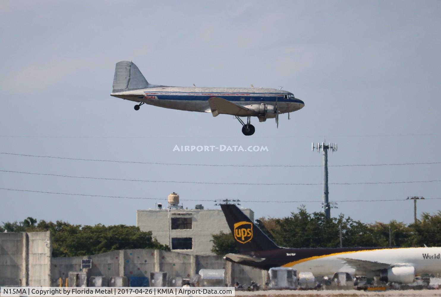 N15MA, 1943 Douglas DC3C-S1C3G (C-47A) C/N 19286, DC-3 zx