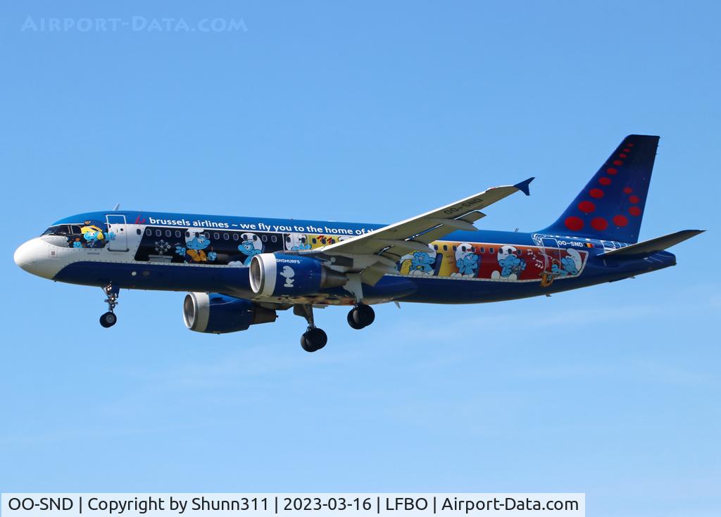 OO-SND, 2002 Airbus A320-214 C/N 1838, Landing rwy 14R in 'Smurf' c/s