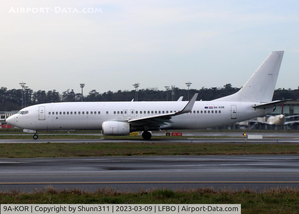 9A-KOR, 2006 Boeing 737-8GJ C/N 34899, Ready for take off from rwy 14L