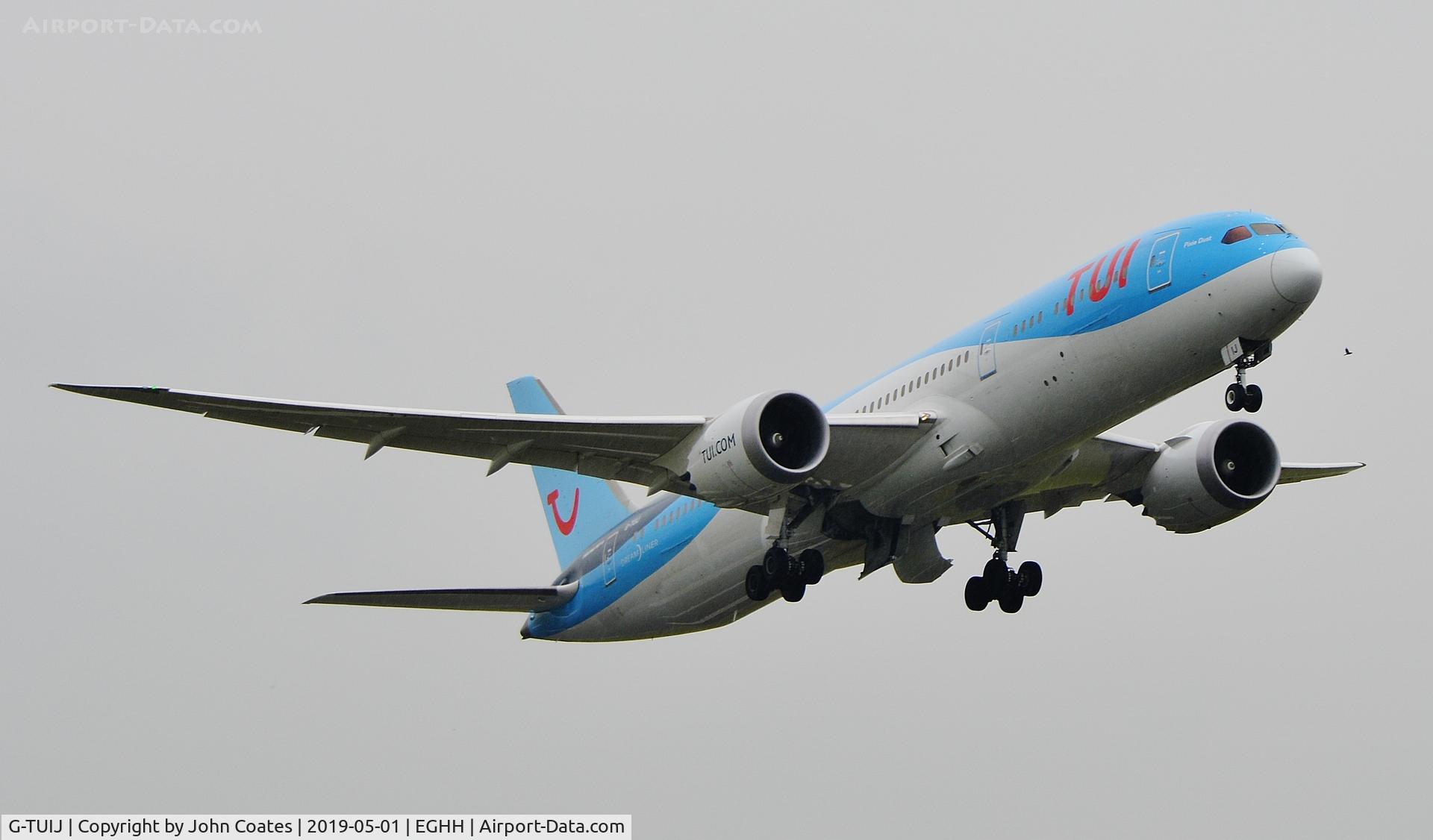 G-TUIJ, 2016 Boeing 787-9K5 Dreamliner C/N 44578, Misty departure off 26