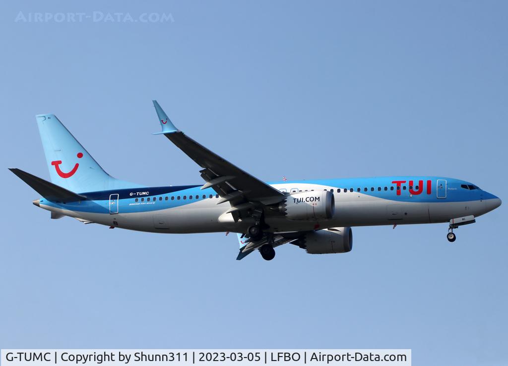 G-TUMC, 2018 Boeing 737-8 MAX C/N 44597, Landing rwy 32L