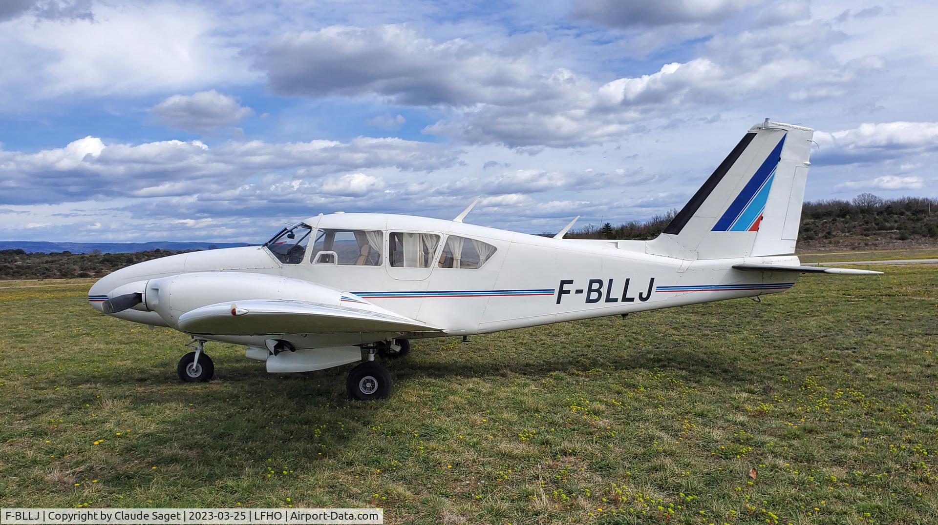 F-BLLJ, Piper PA-23-250 Aztec C/N 273756, Known beginning of the 70s at LFAI
