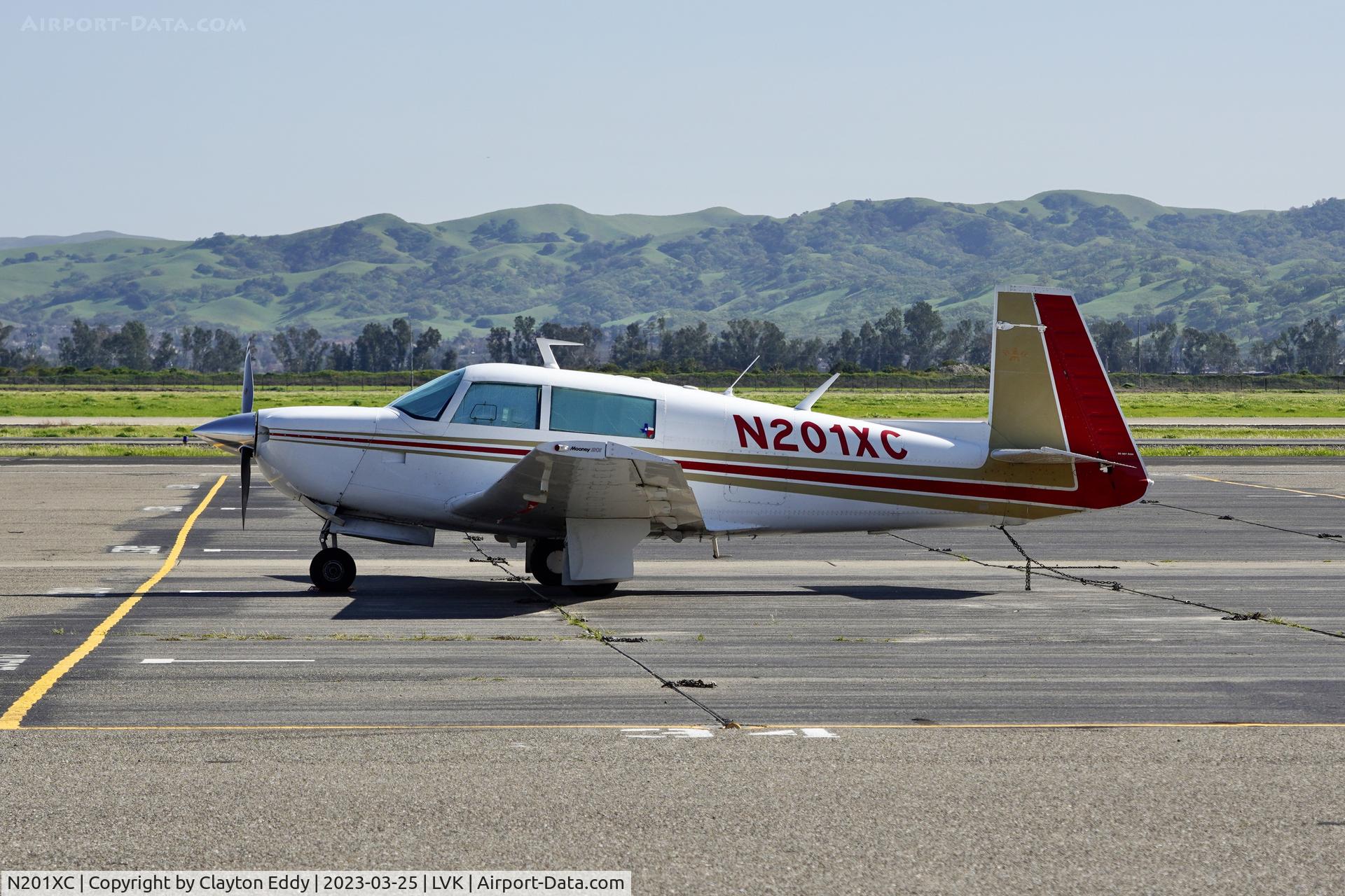 N201XC, 1977 Mooney M20J 201 C/N 24-0346, Livermore Airport in California 2023.