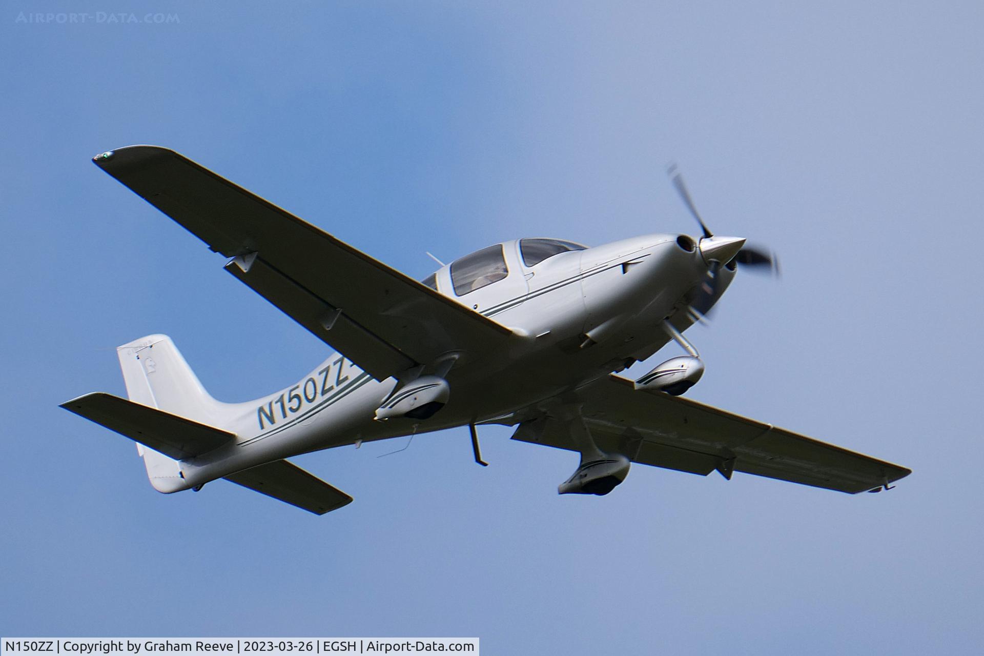 N150ZZ, 2007 Cirrus SR22 C/N 2609, Departing from Norwich.