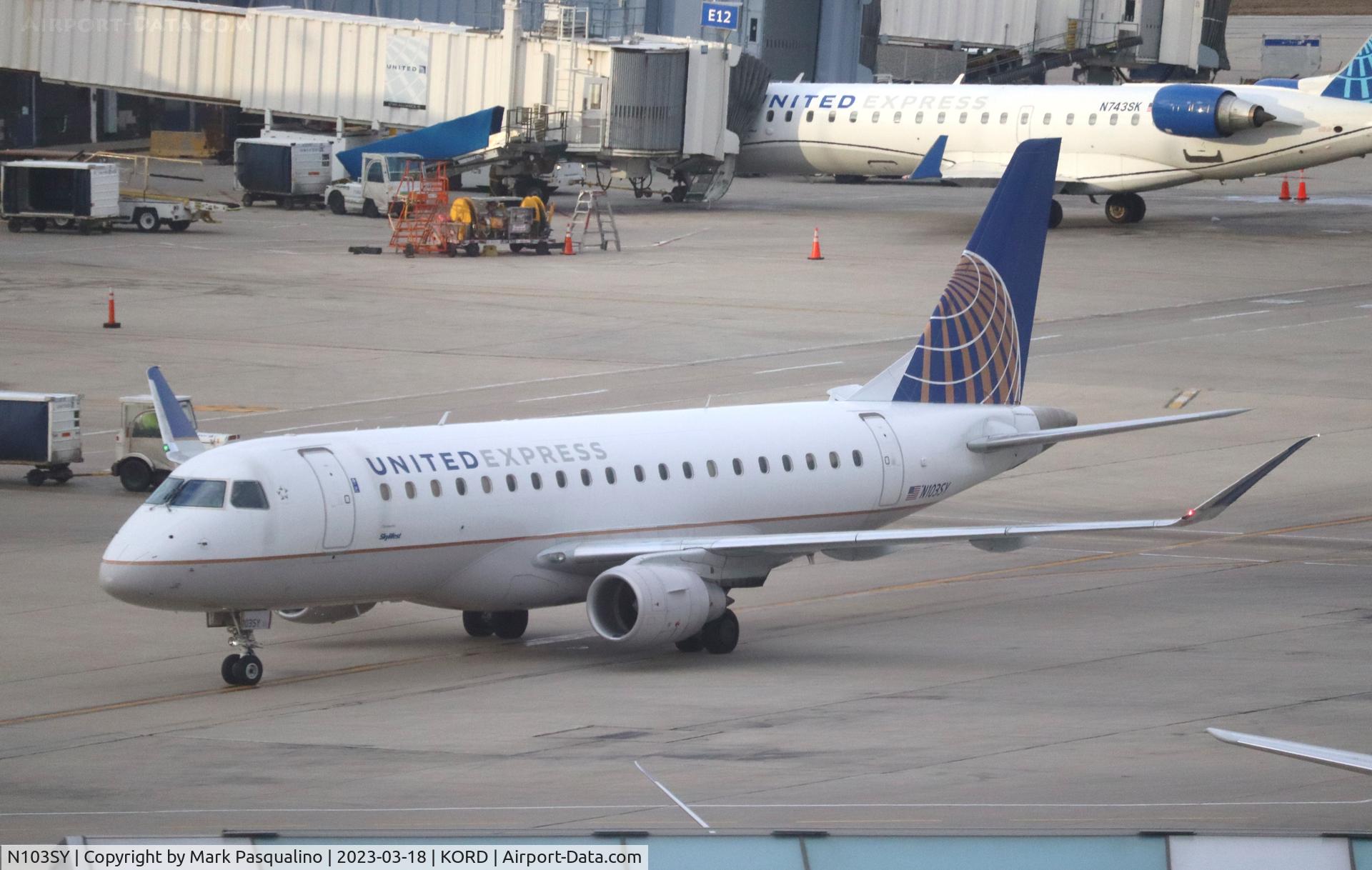 N103SY, 2014 Embraer 175LR (ERJ-170-200LR) C/N 17000390, ERJ-170-200LR
