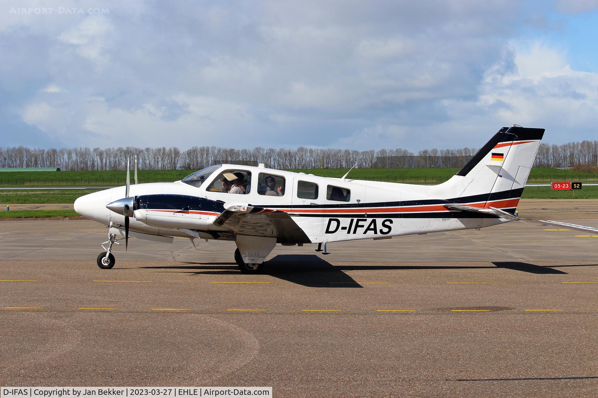 D-IFAS, Beech 58P Baron Baron C/N TJ-463, Lelystad Airport