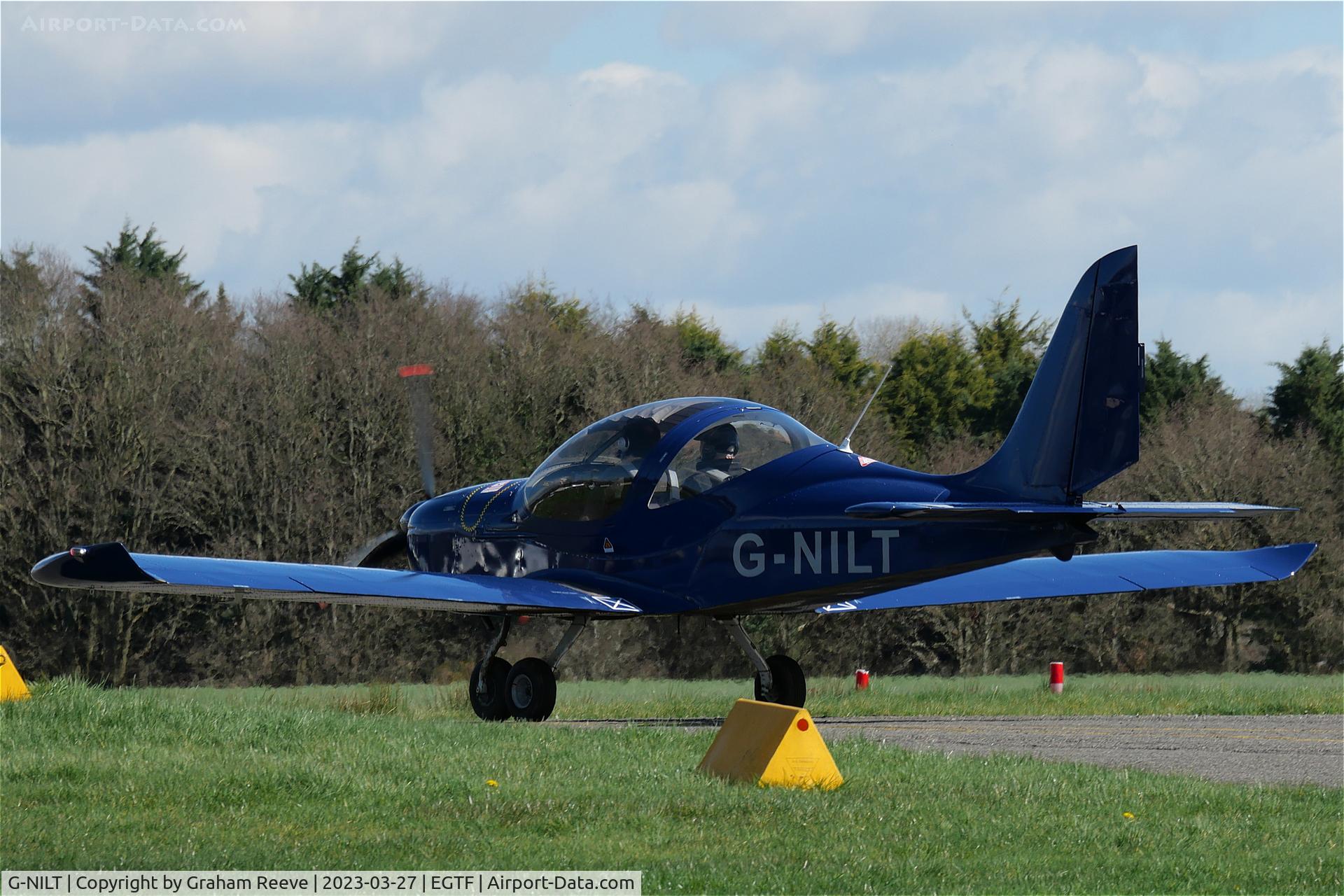 G-NILT, 2014 Evektor EV-97 Eurostar C/N 2014-4202, Just landed at Fairoaks.