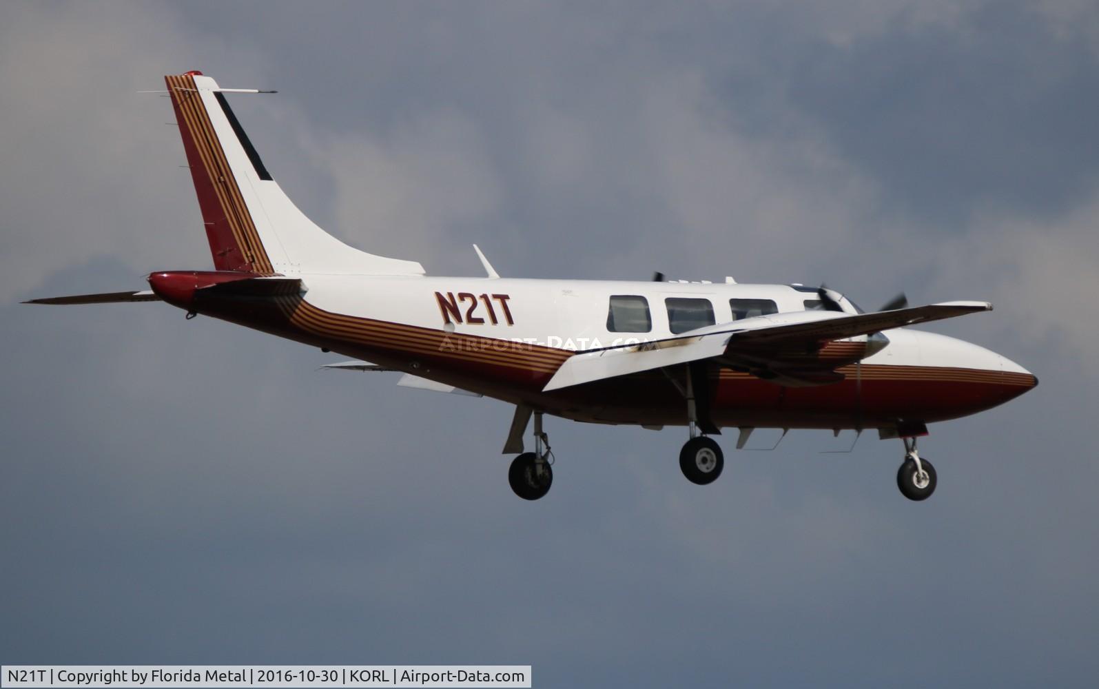 N21T, 1981 Piper Aerostar 601P C/N 61P08328163440, PA-60 zx