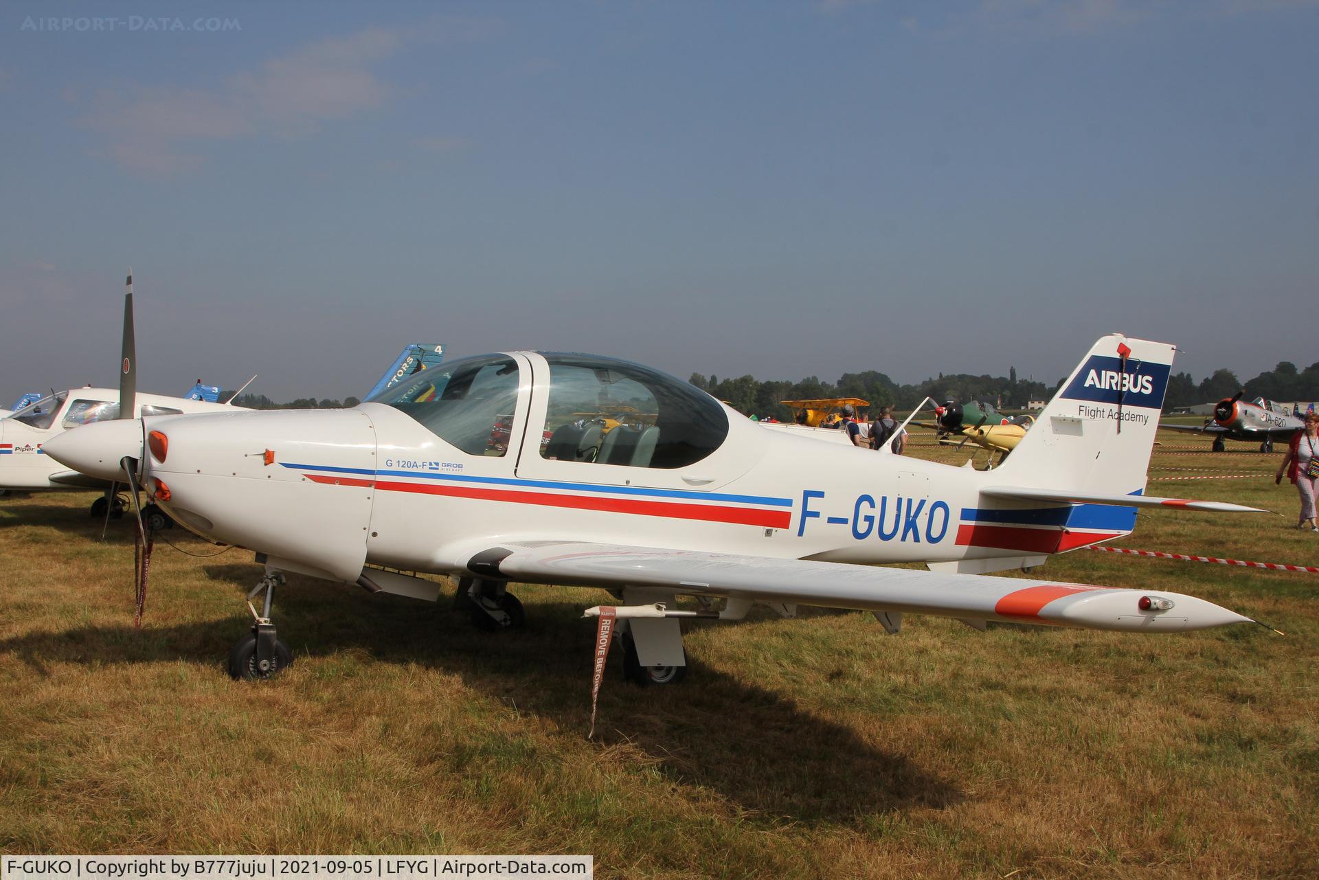 F-GUKO, Grob G-120A-F C/N 85049, Cambrai airshow 2021