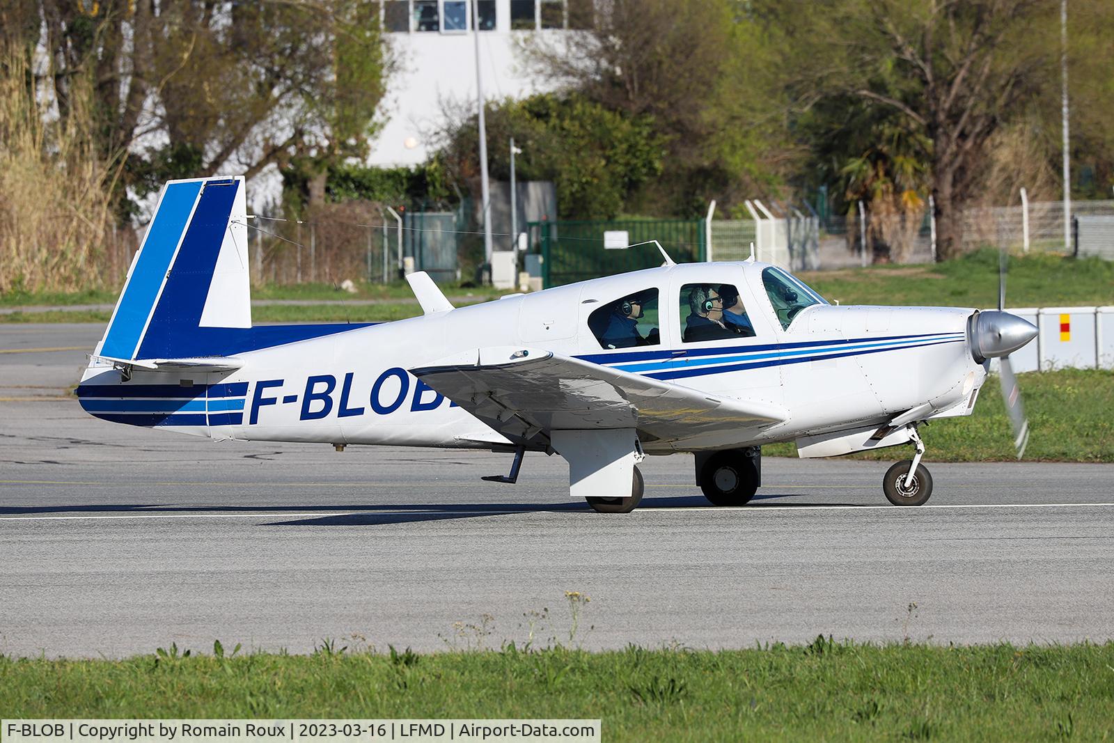 F-BLOB, Mooney M20C Ranger C/N 2613, Take off