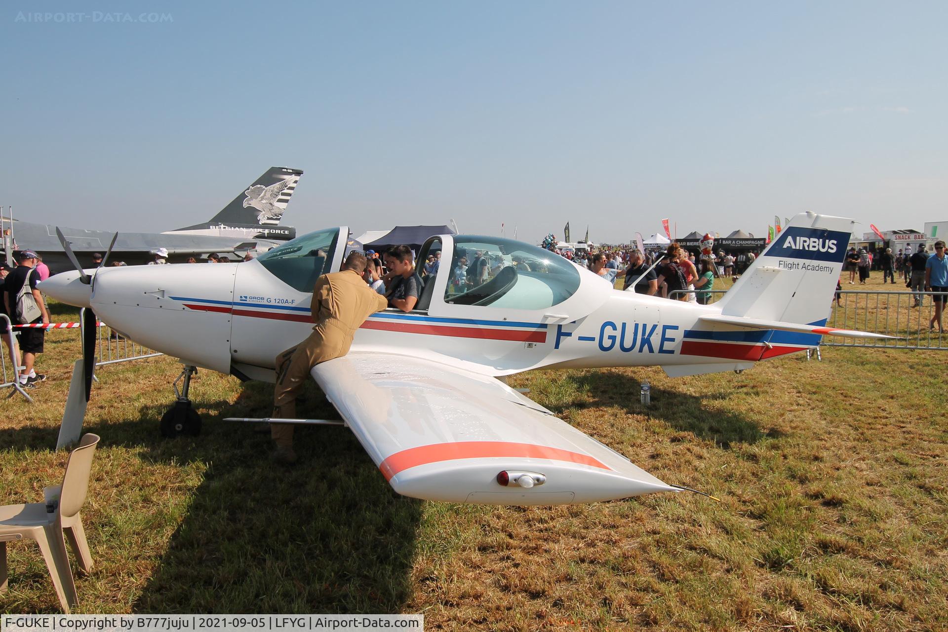 F-GUKE, Grob G-120A-F C/N 85039, during Cambrai Airshow 2021
