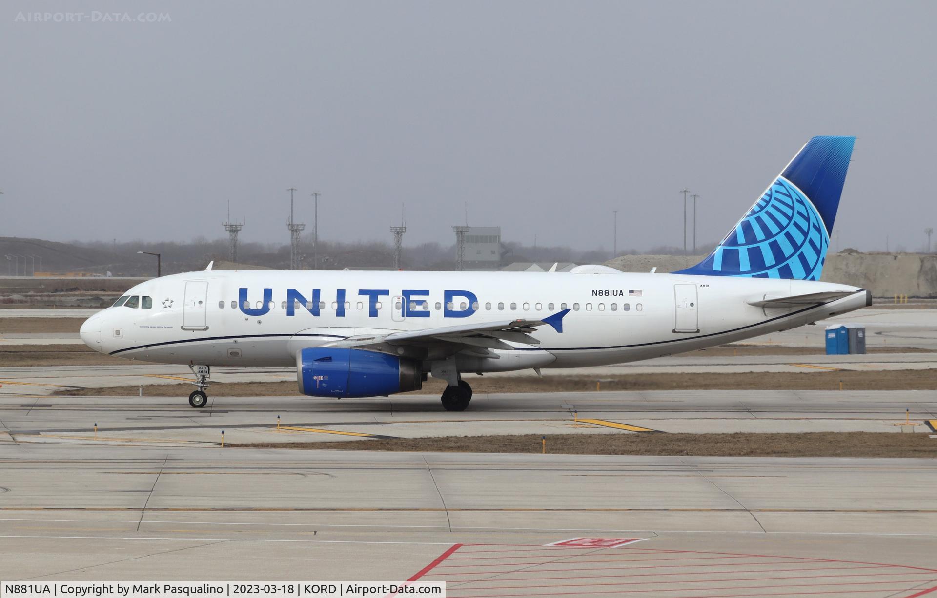 N881UA, 2005 Airbus A319-132 C/N 2435, Airbus A319-132