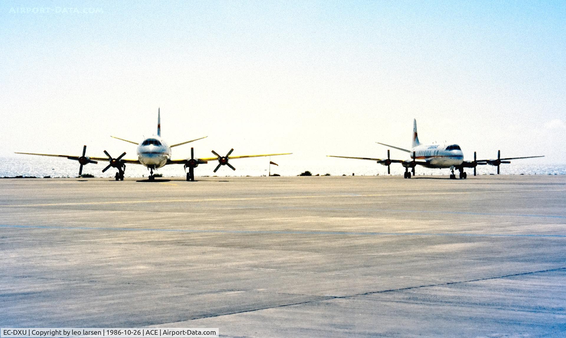 EC-DXU, 1958 Vickers Viscount 806 C/N 264, 26.10.1986 Lanzarote EC-DXU + EC-DYC