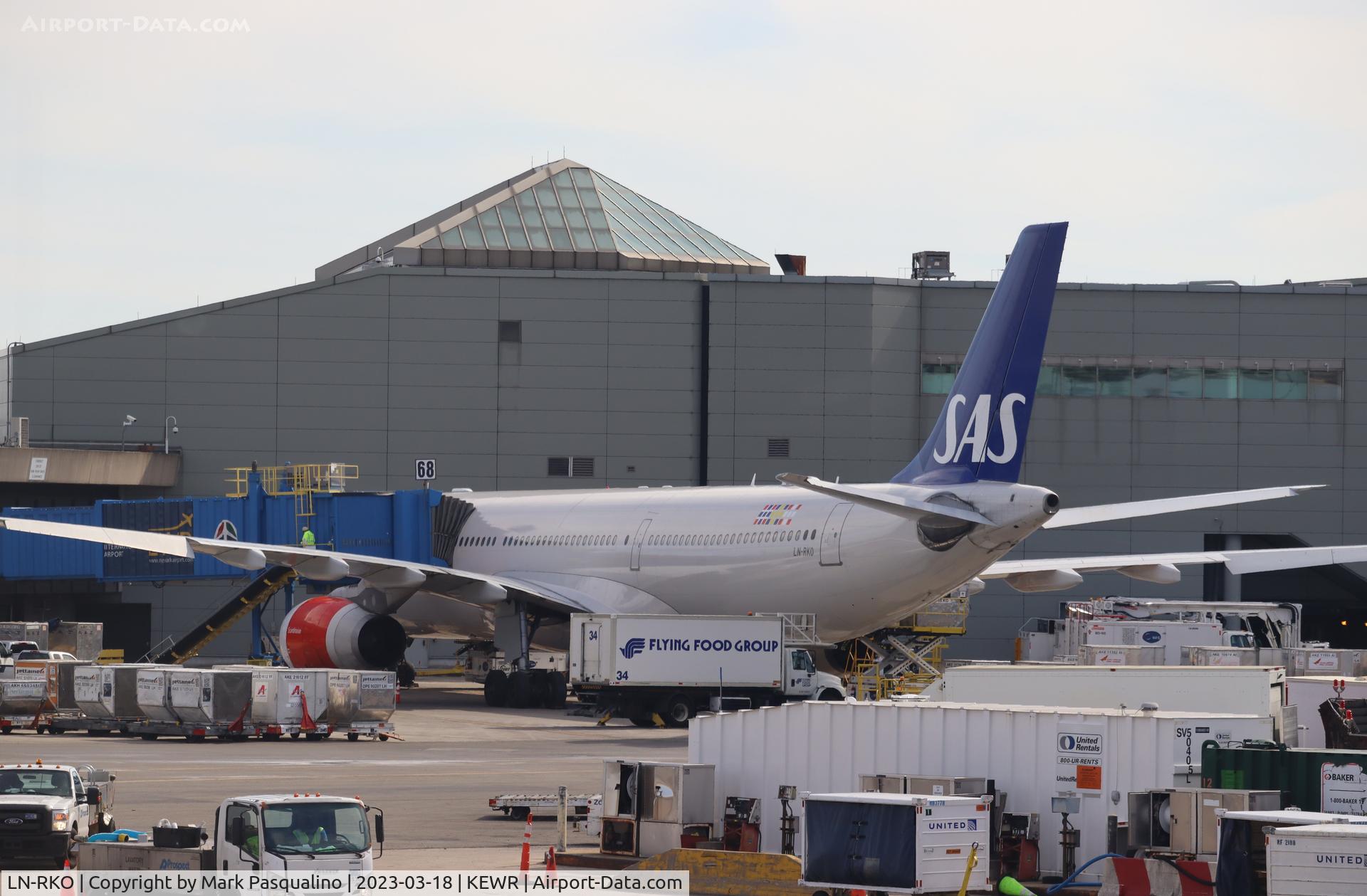 LN-RKO, 2003 Airbus A330-343X C/N 515, Airbus A330-343X
