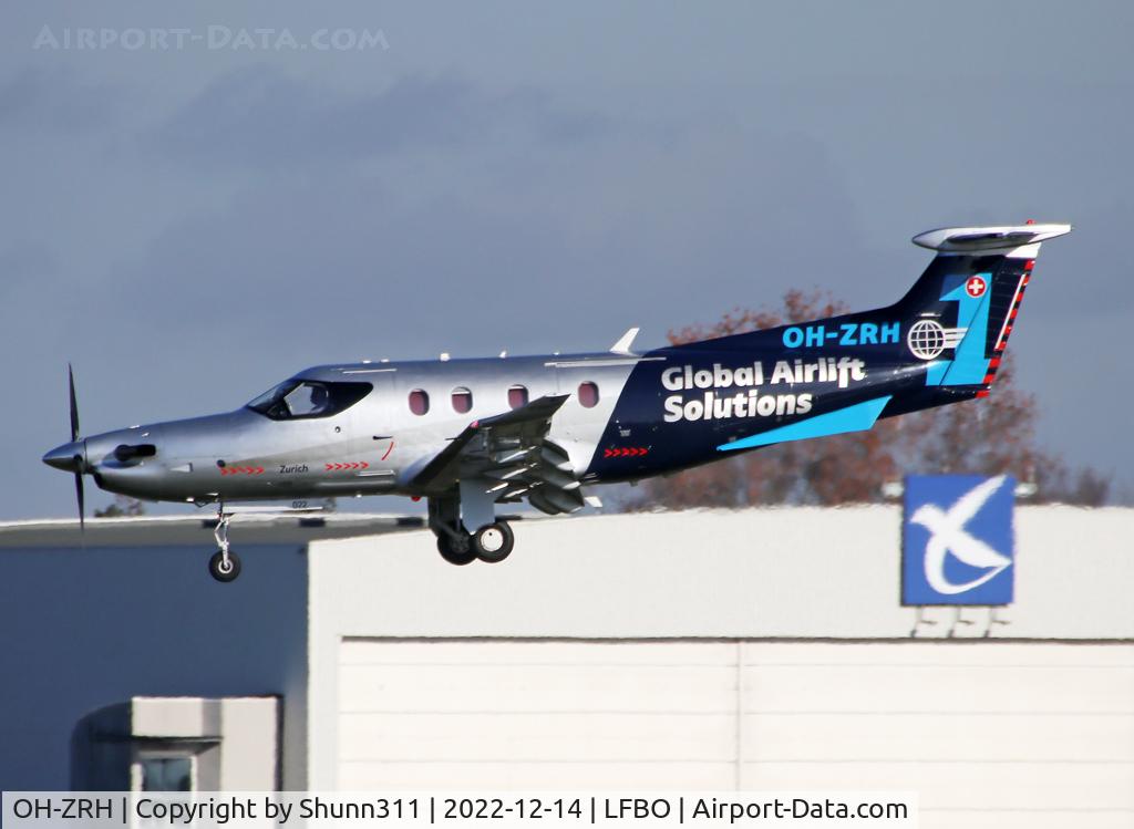 OH-ZRH, 2008 Pilatus PC-12/47E C/N 1022, Landing rwy 32R