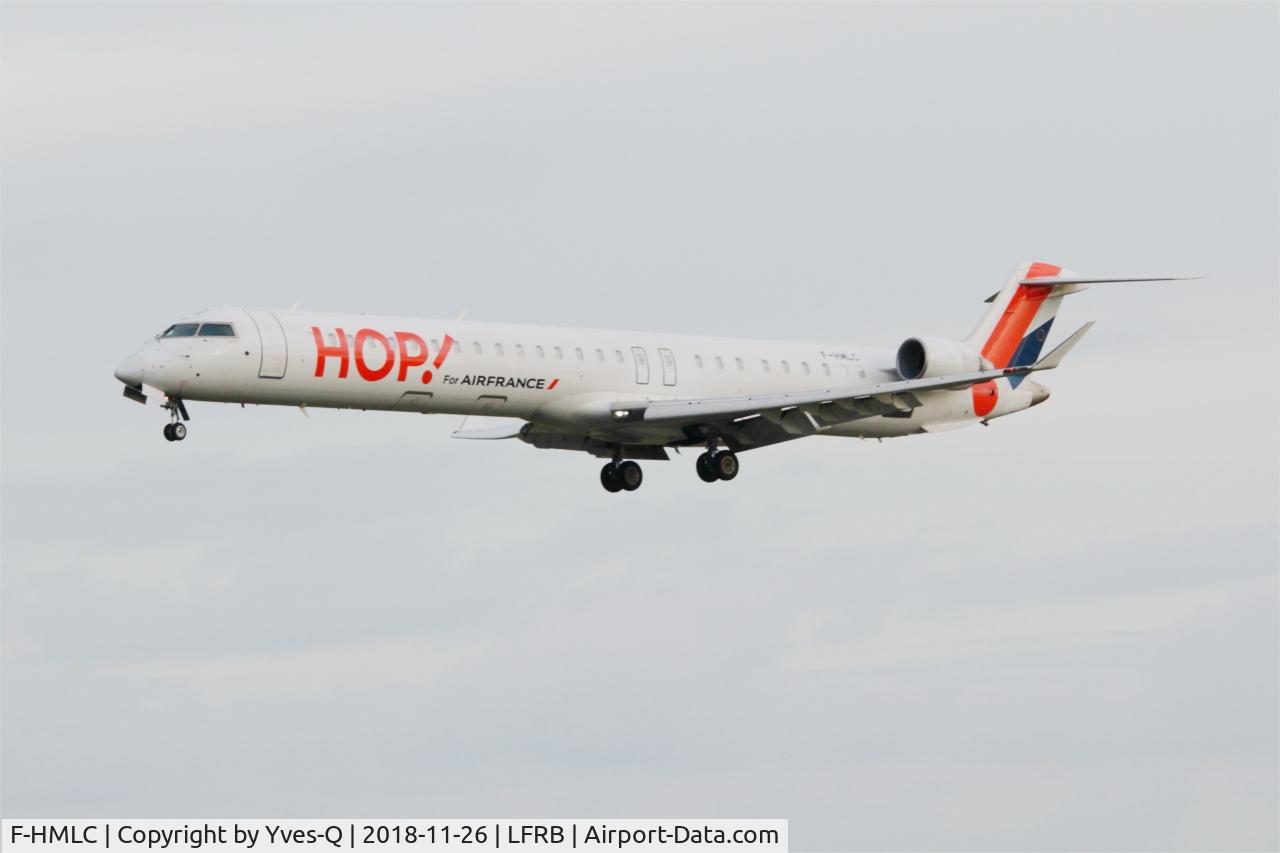 F-HMLC, 2010 Bombardier CRJ-1000EL NG (CL-600-2E25) C/N 19006, Bombardier CRJ-1000EL NG, On final rwy 25L, Brest-Bretagne airport (LFRB-BES)