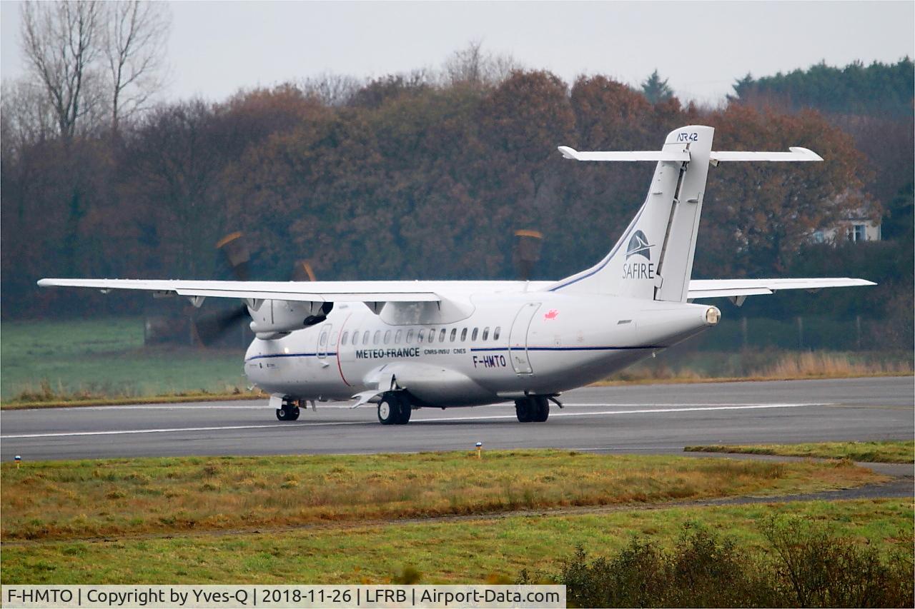 F-HMTO, 1988 ATR 42-320 C/N 078, ATR 42-320, Lining up rwy 25L, Brest-Bretagne Airport (LFRB-BES)