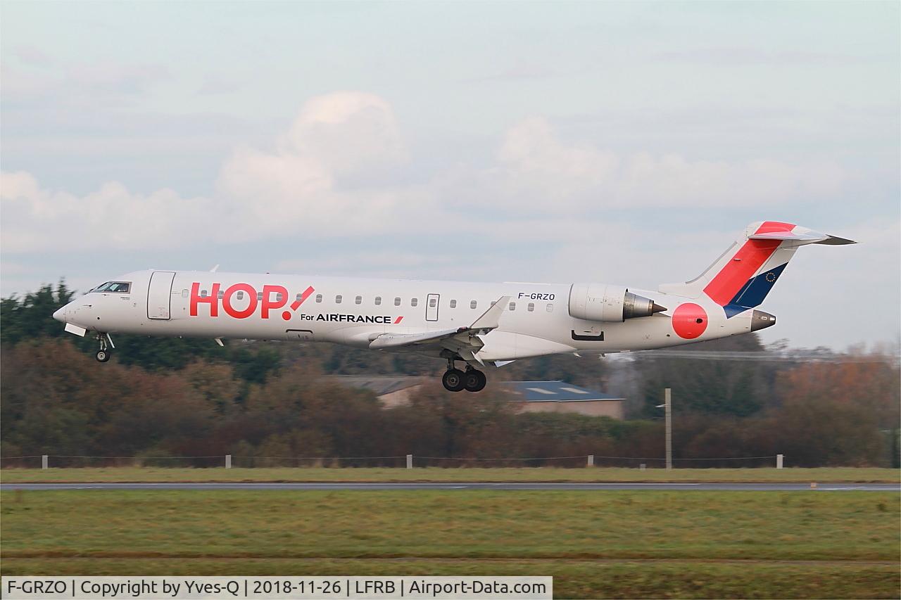 F-GRZO, 2007 Canadair CRJ-700 (CL-600-2C10) Regional Jet C/N 10265, Canadair Regional Jet CRJ-700, Landing Rwy 25L, Brest-Bretagne Airport (LFRB-BES)