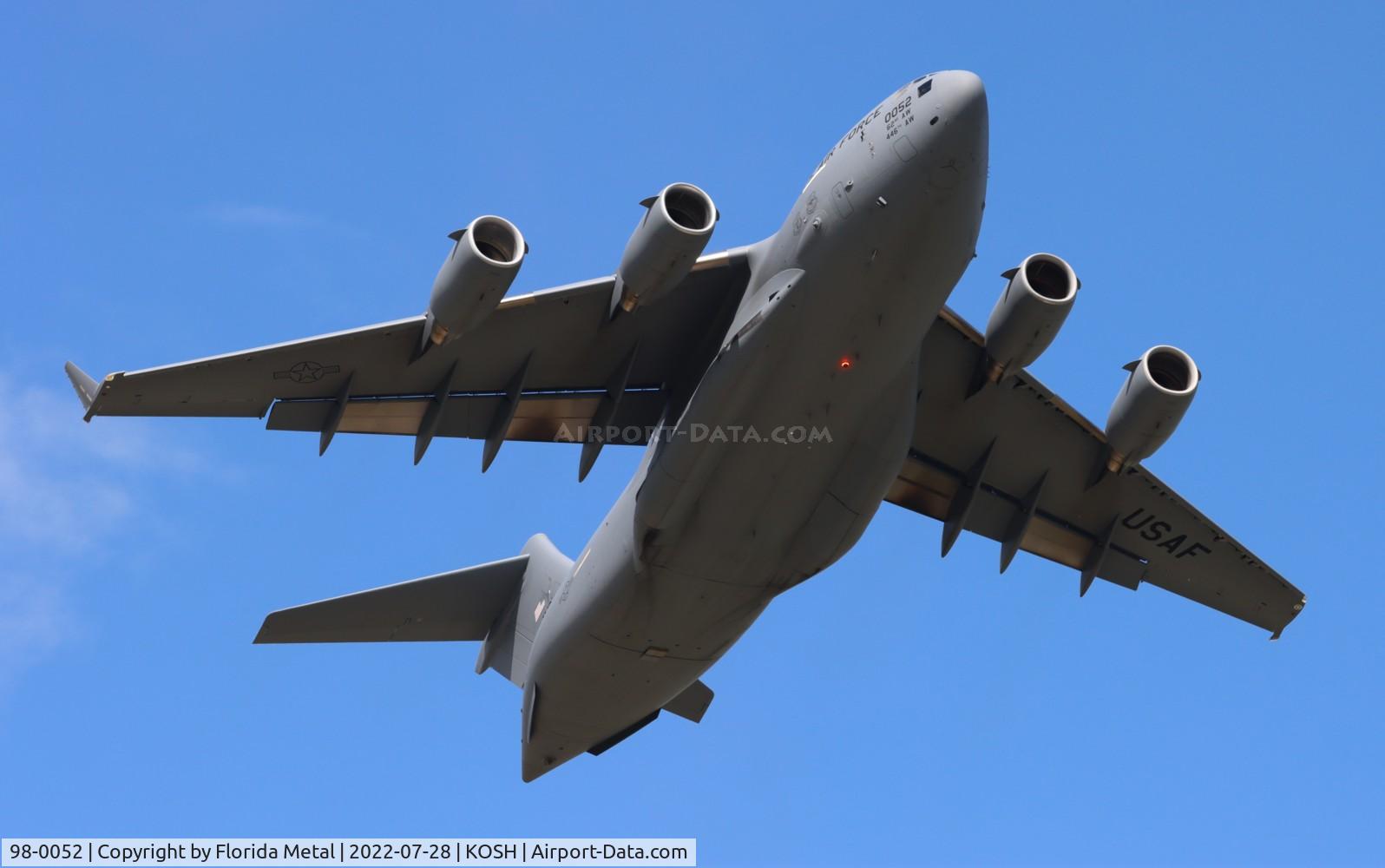 98-0052, 1998 Boeing C-17A Globemaster III C/N 50056/P-52, USAF C-17A zx