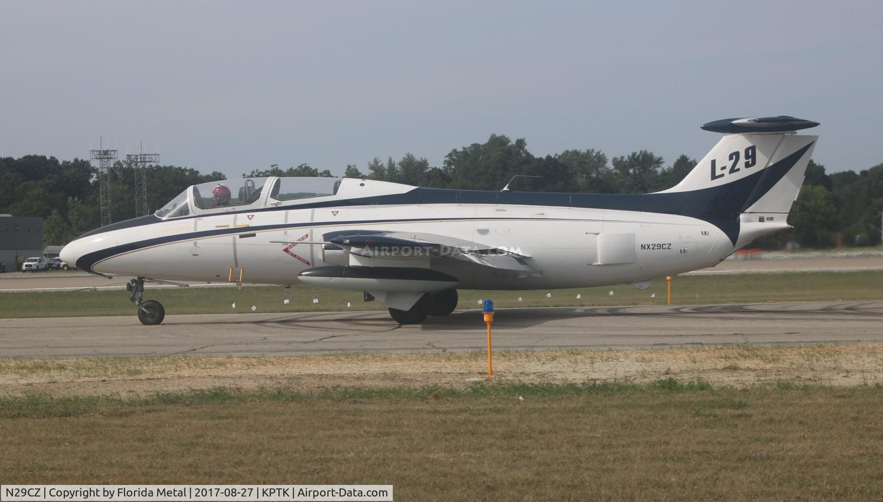 N29CZ, 1969 Aero L-29 Delfin C/N 993502, L-29 zx
