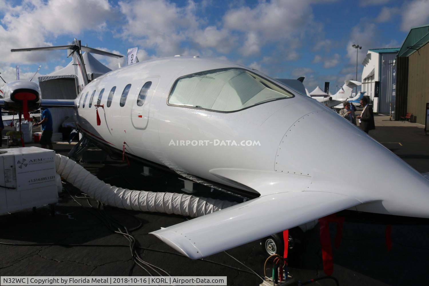N32WC, 2017 Piaggio P-180 Avanti C/N 3009, P-180 zx